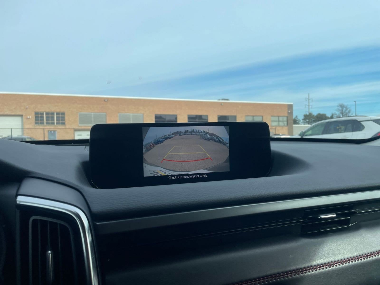 Thumbnail: 2025 Mazda CX-50 - 25