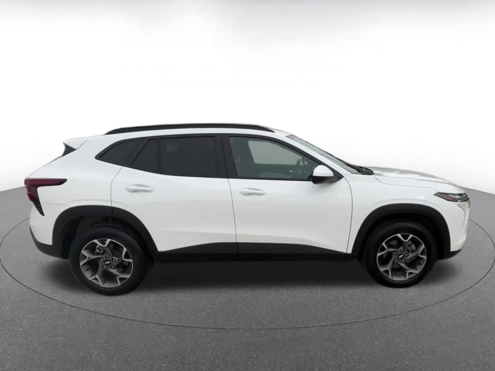 Thumbnail: 2025 Kia K4 - 16
