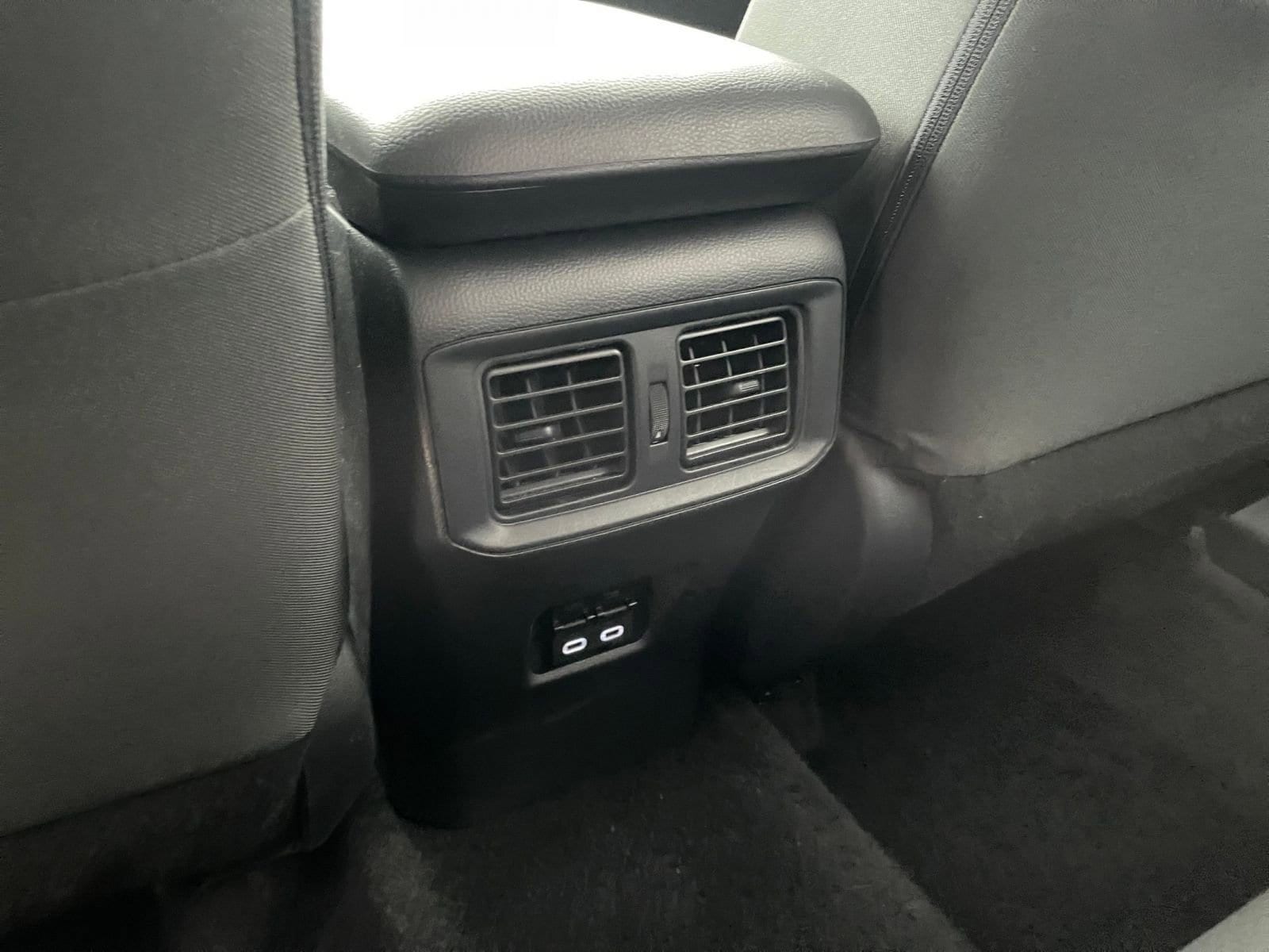 Thumbnail: 2025 Toyota RAV4 - 24