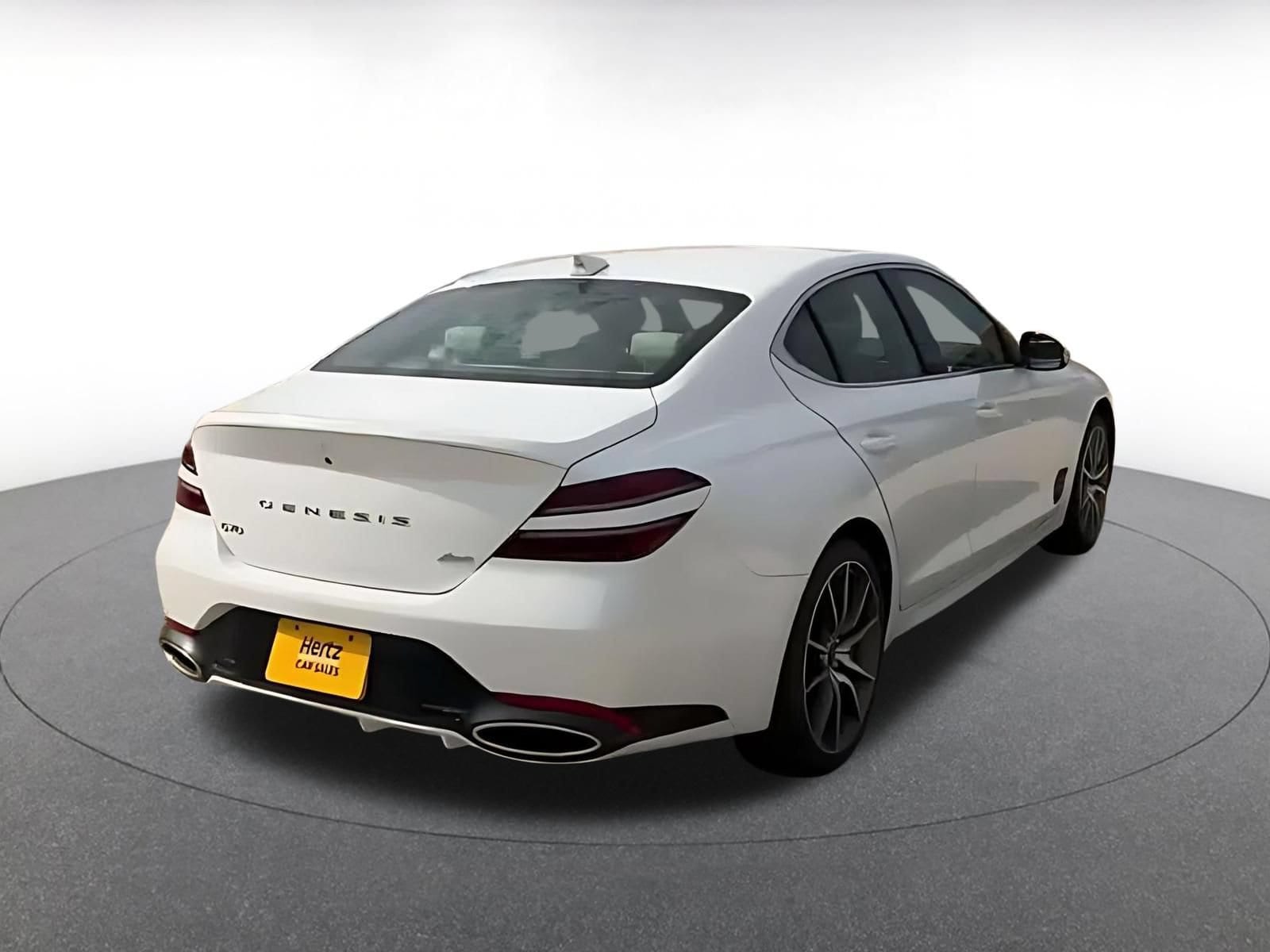 Thumbnail: 2025 Genesis G70 - 8