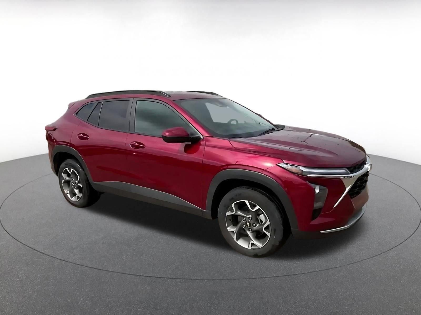Thumbnail: 2025 Chevrolet Trax - 2