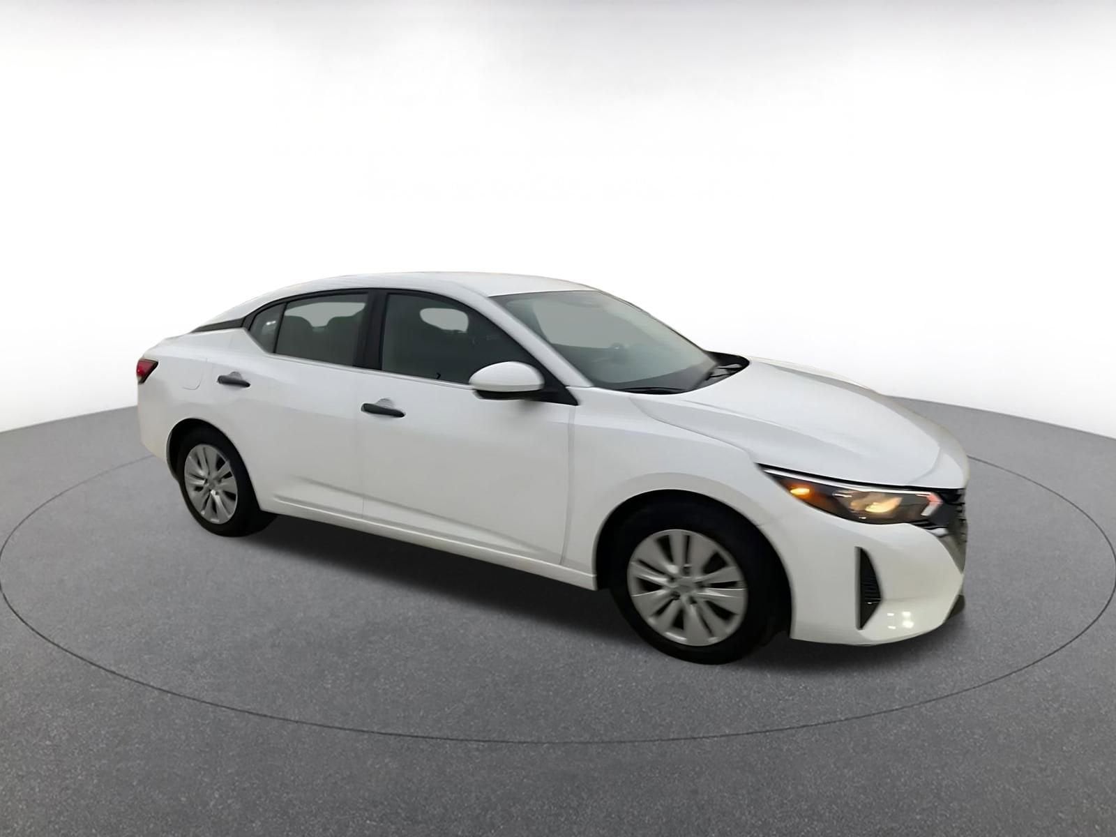 Thumbnail: 2025 Nissan Sentra - 2