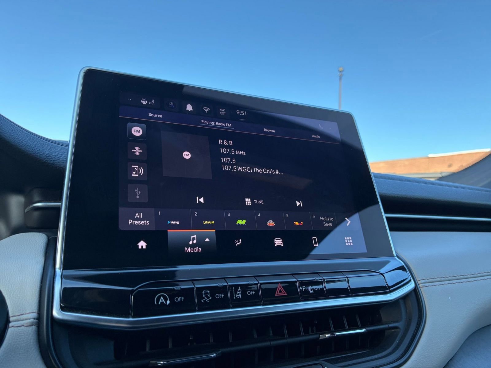 Thumbnail: 2025 Jeep Compass - 20