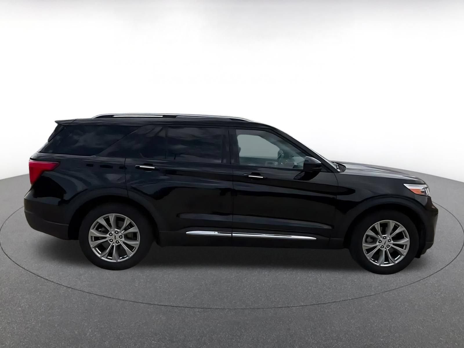 Thumbnail: 2024 Ford Explorer - 15