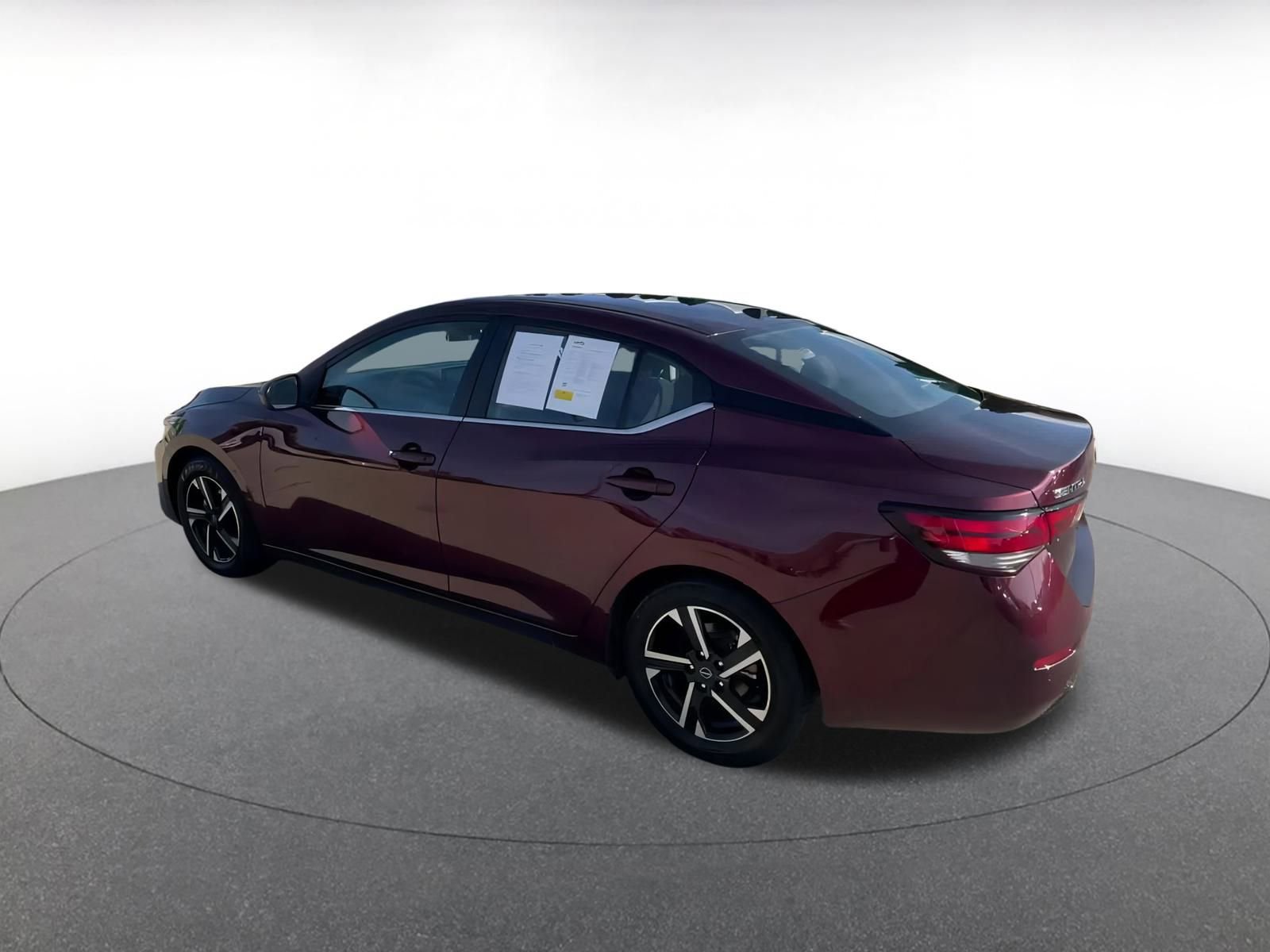 Thumbnail: 2024 Nissan Sentra - 10