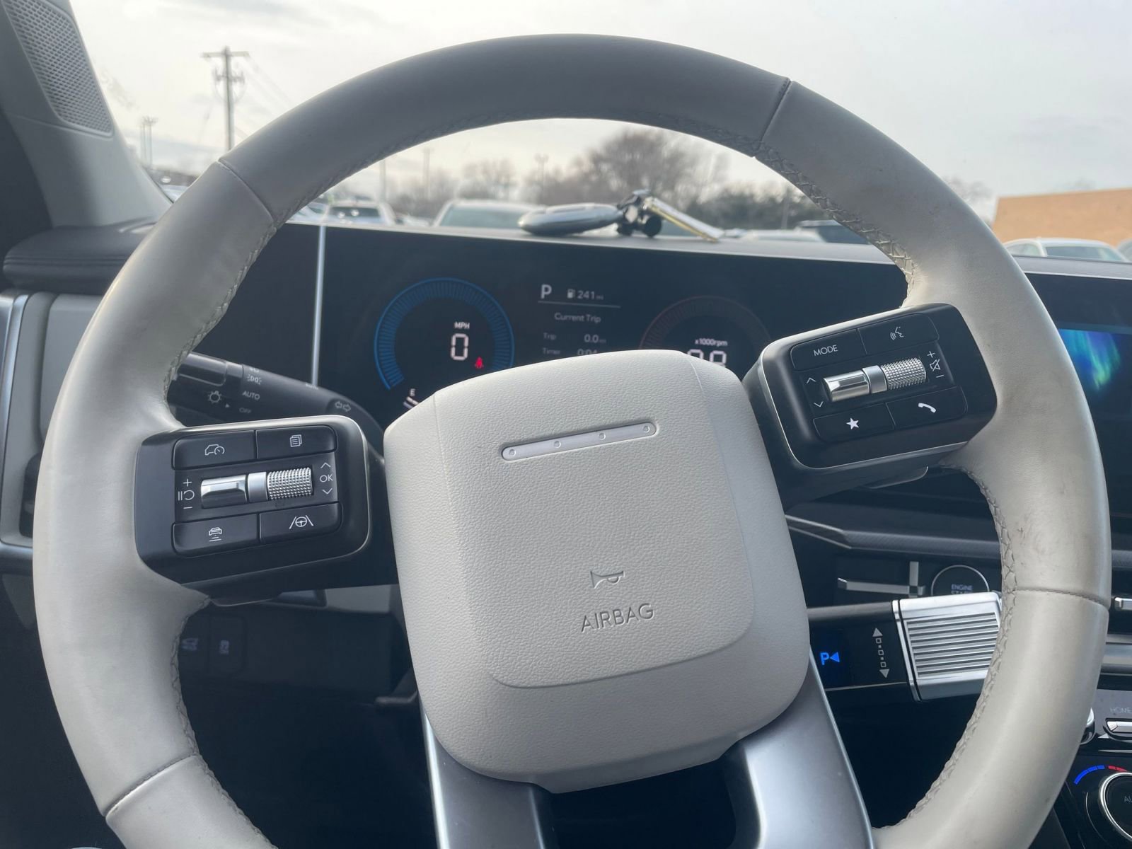 Thumbnail: 2025 Hyundai Santa Fe - 28