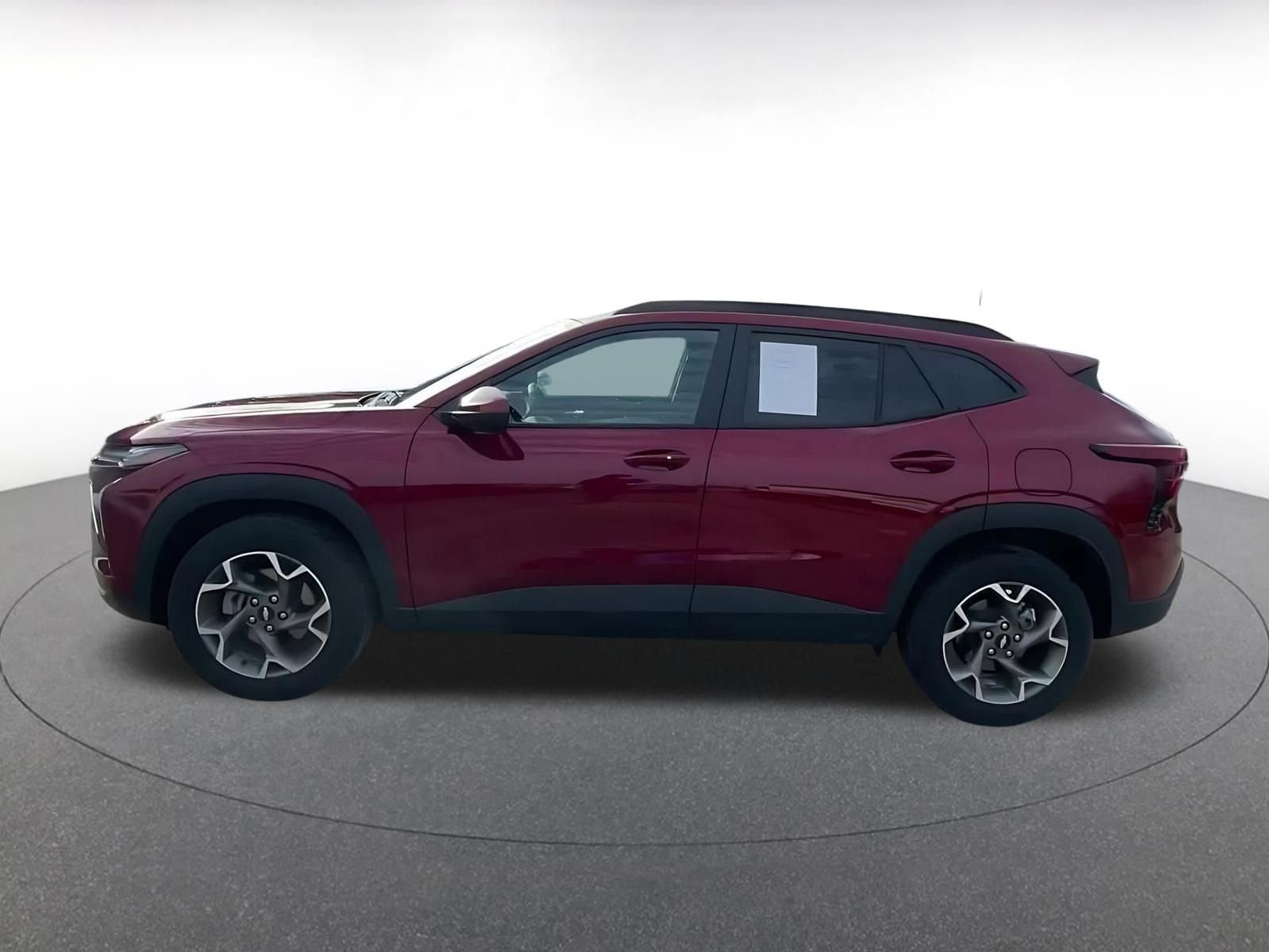 Thumbnail: 2025 Chevrolet Trax - 9