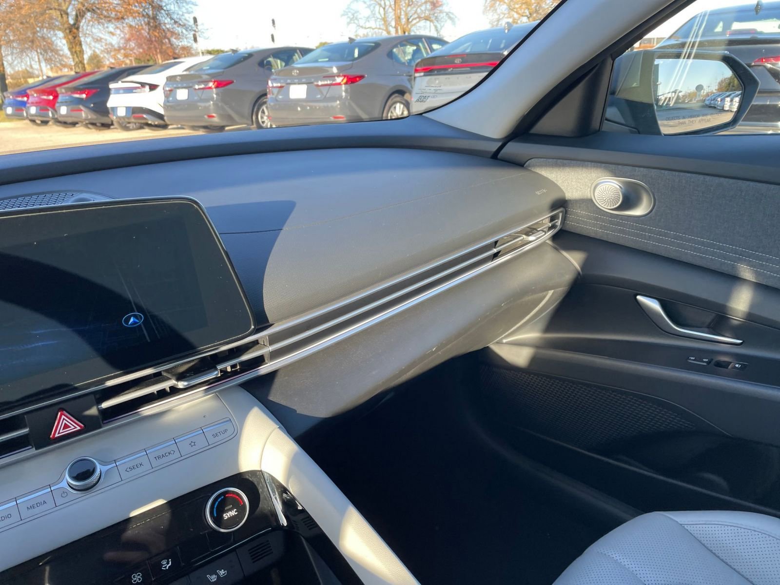 Thumbnail: 2025 Hyundai Elantra - 34