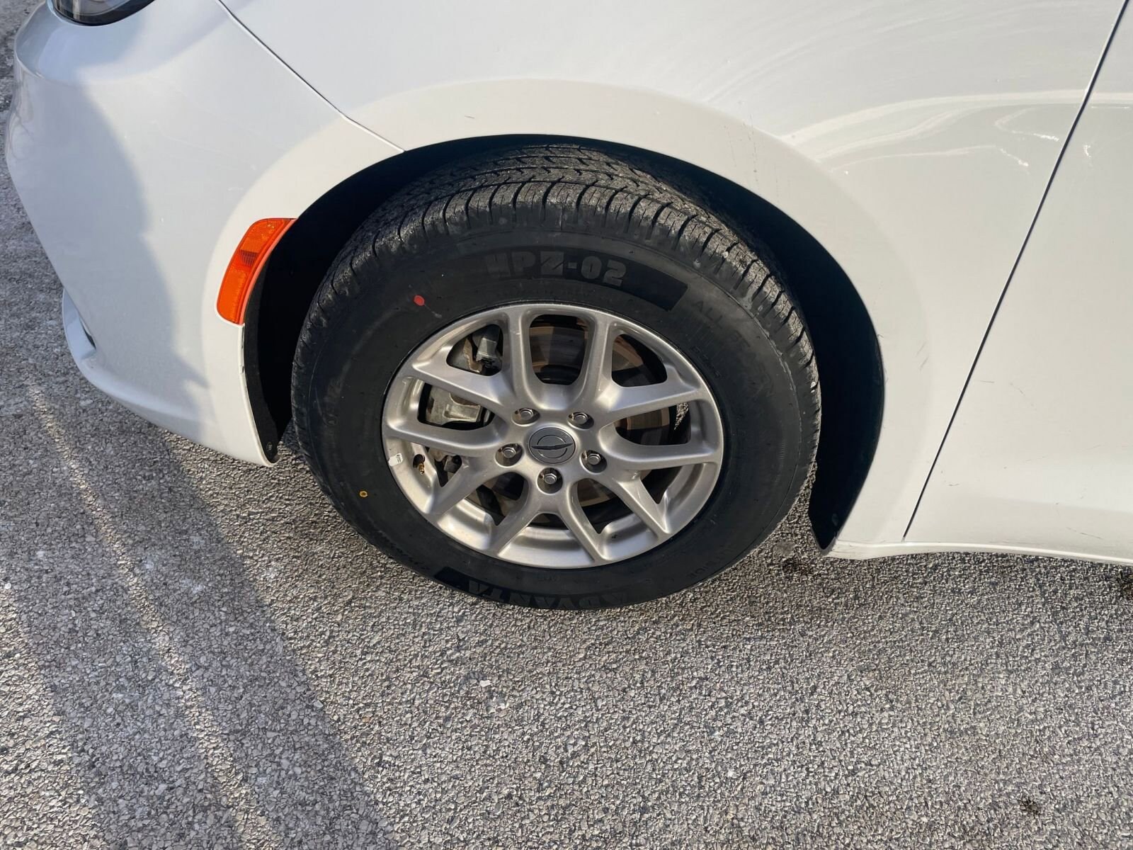 Thumbnail: 2025 Chrysler Pacifica - 33