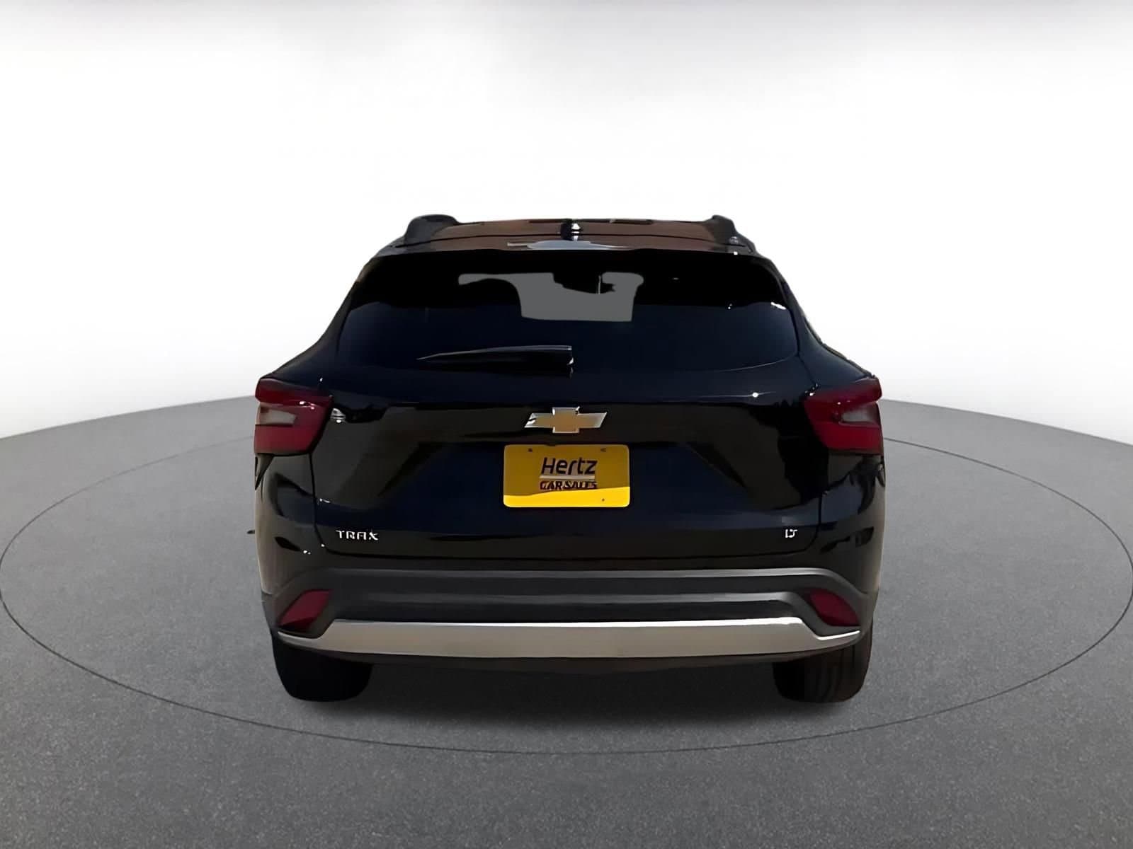 Thumbnail: 2025 Chevrolet Trax - 12
