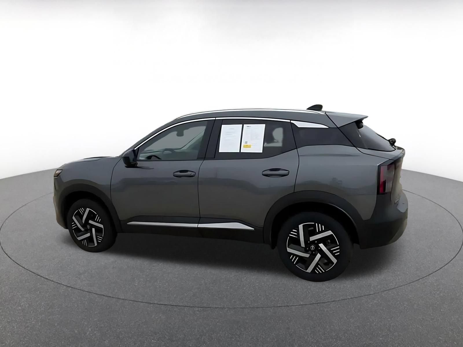 Thumbnail: 2026 Nissan Kicks - 10