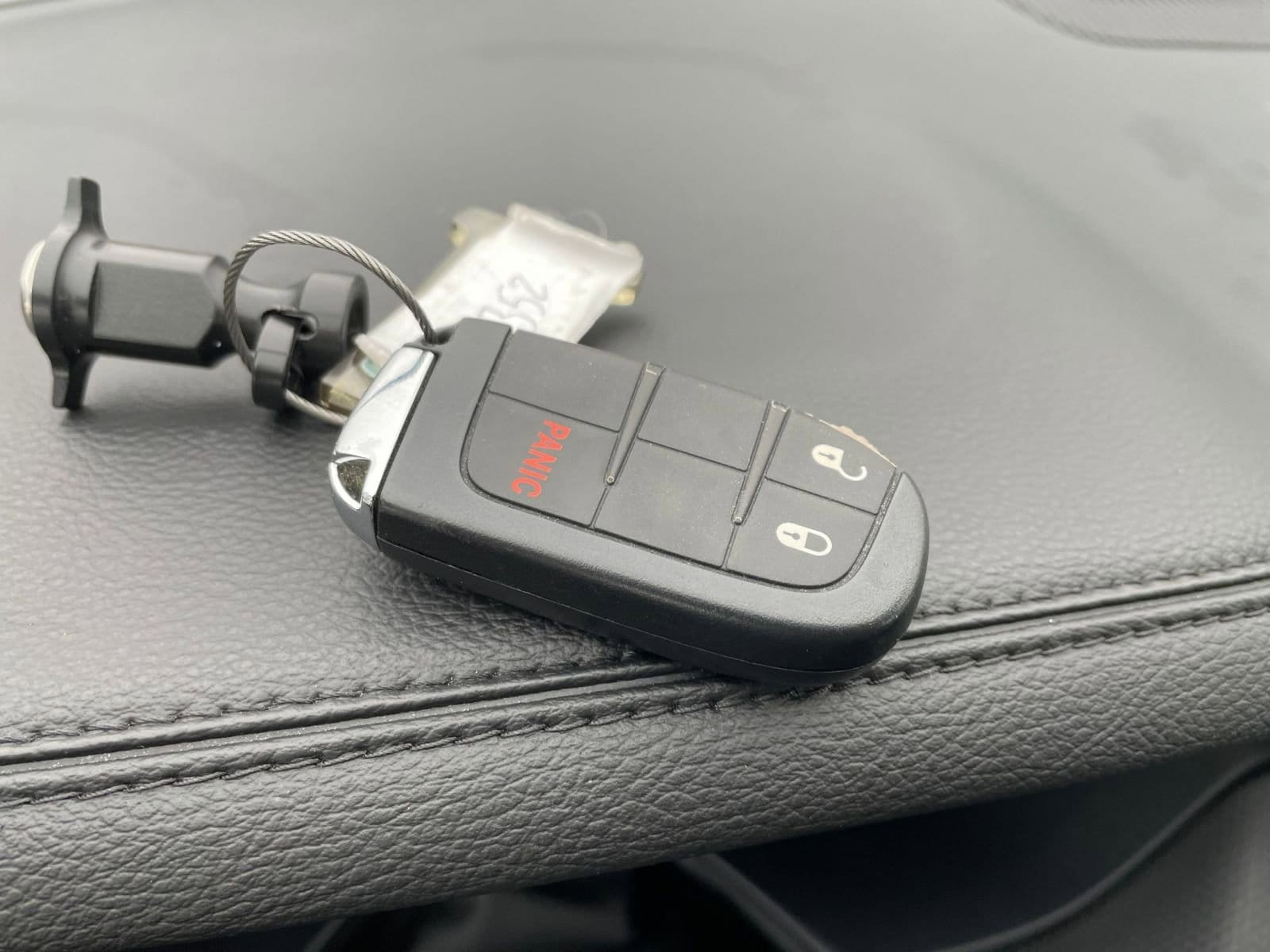 Thumbnail: 2025 Jeep Compass - 21