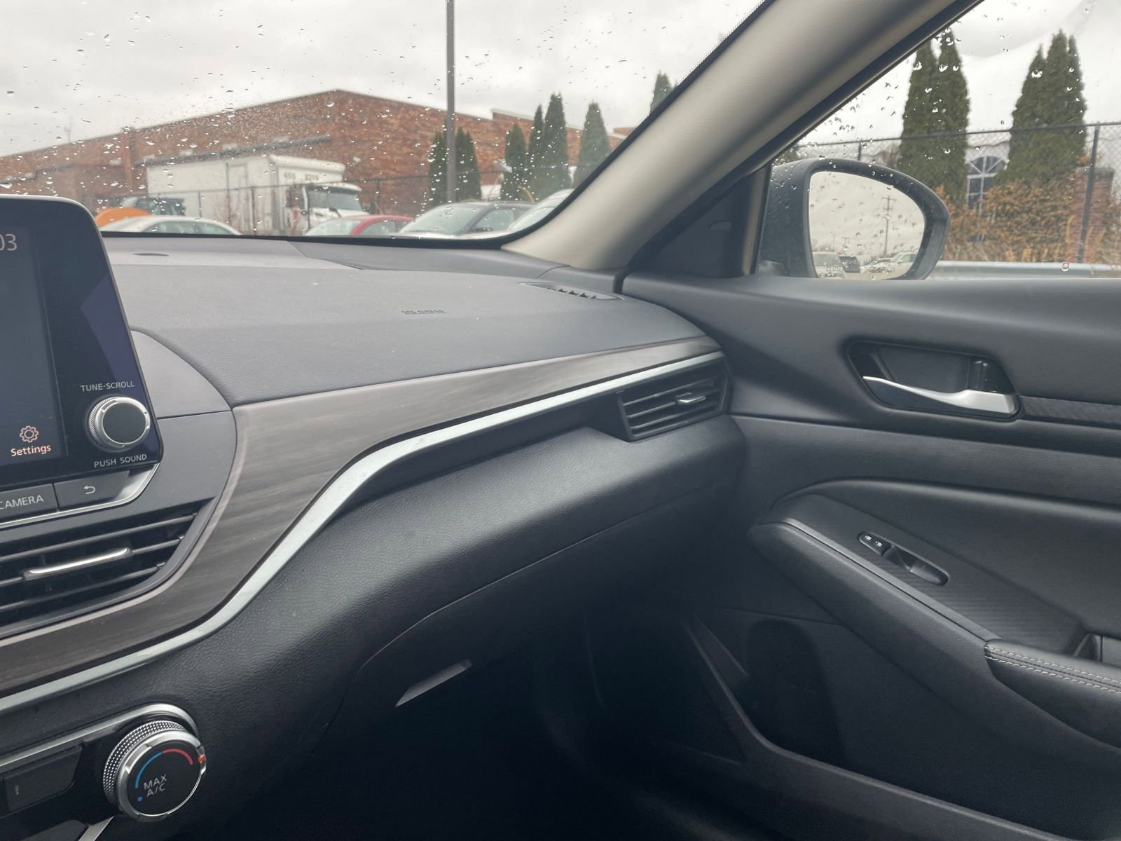 Thumbnail: 2025 Nissan Altima - 35