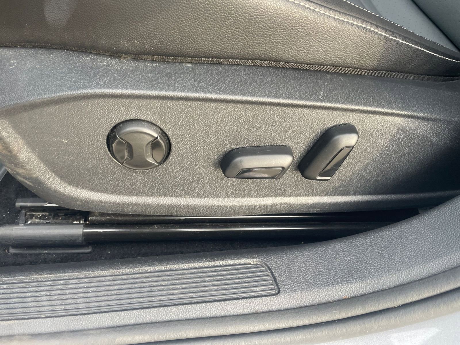 Thumbnail: 2025 Volkswagen Jetta - 23