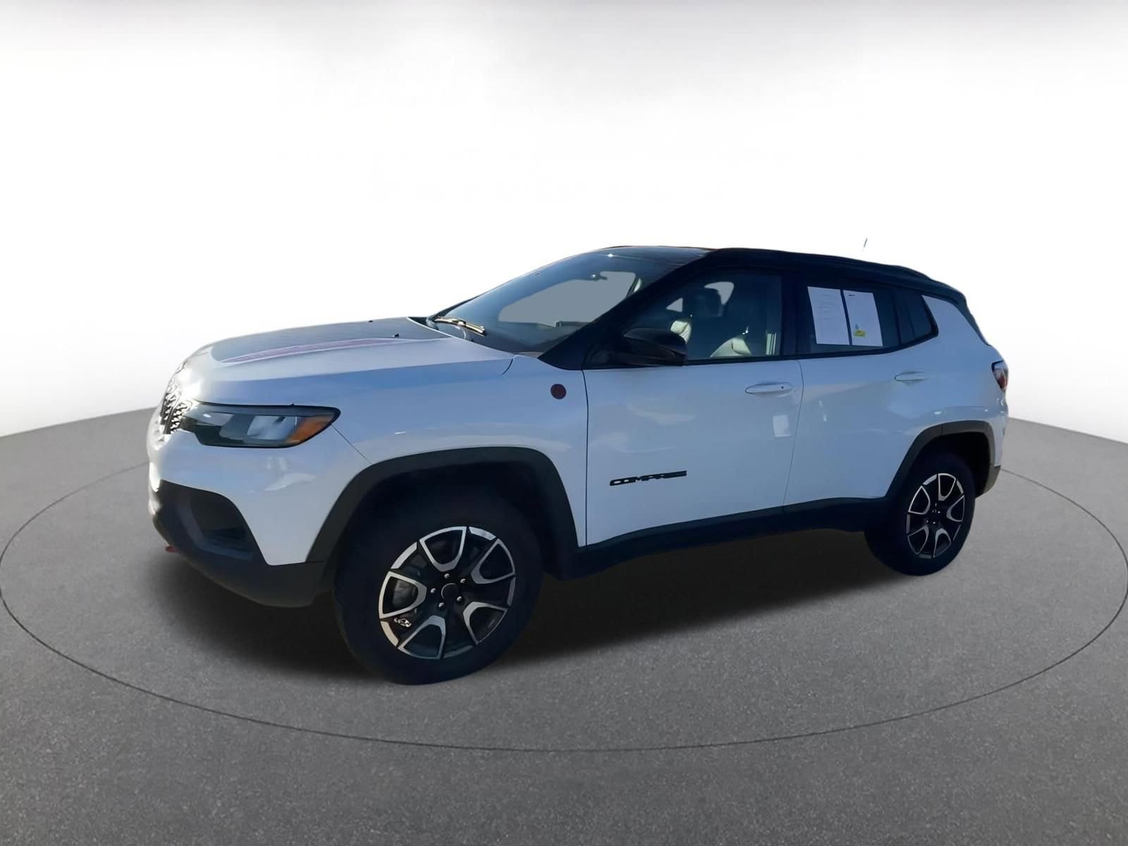 Thumbnail: 2025 Jeep Compass - 8
