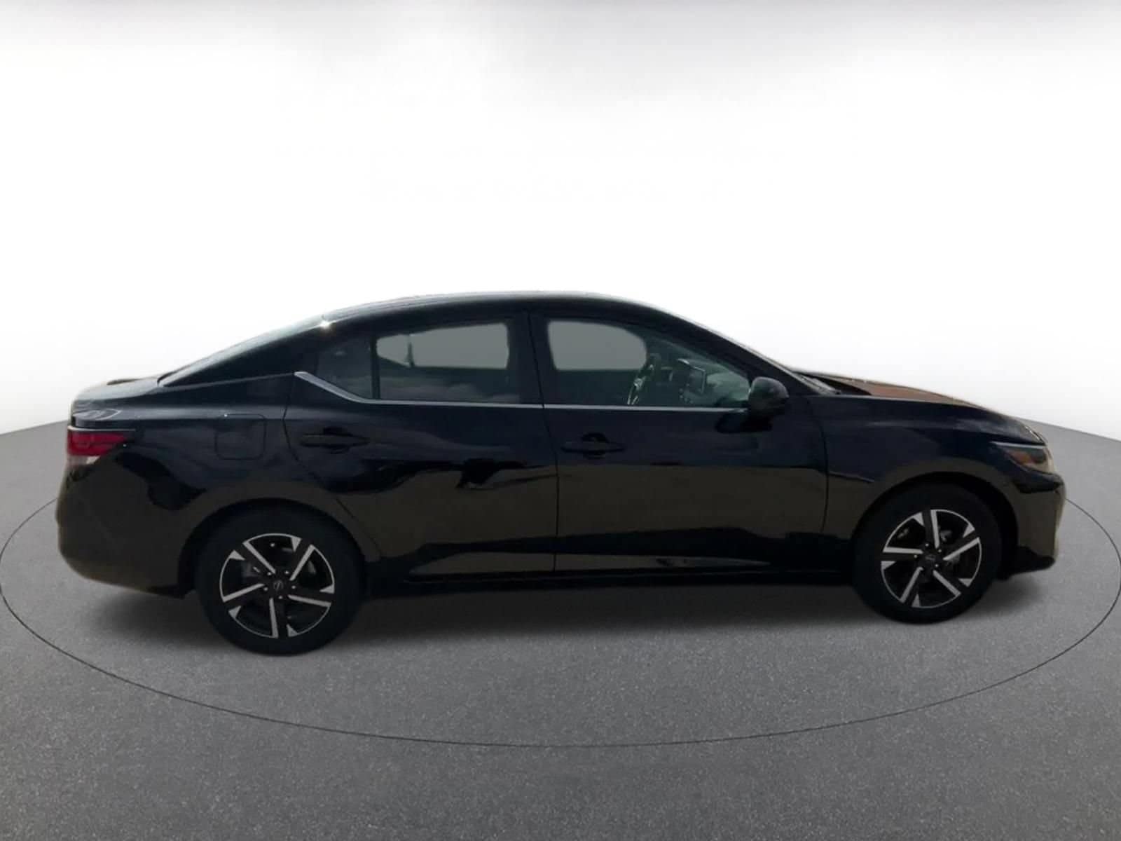 Thumbnail: 2025 Nissan Sentra - 15