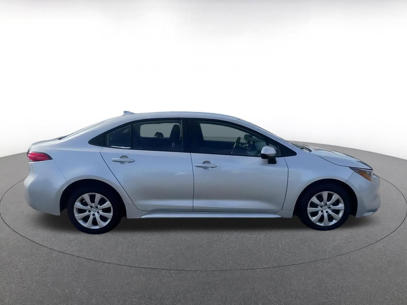 Thumbnail: 2025 Toyota Corolla - 16