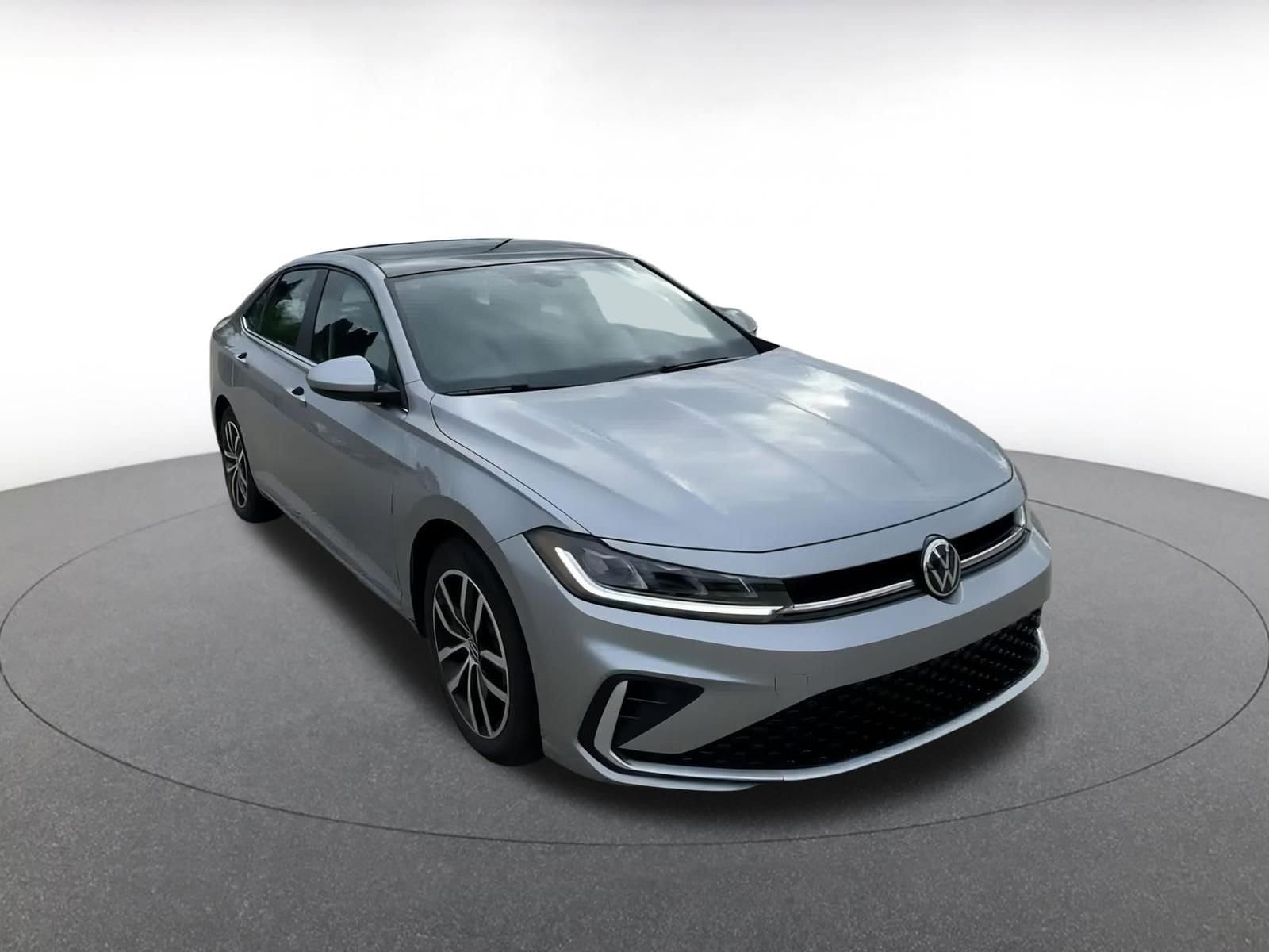 Thumbnail: 2025 Volkswagen Jetta - 3