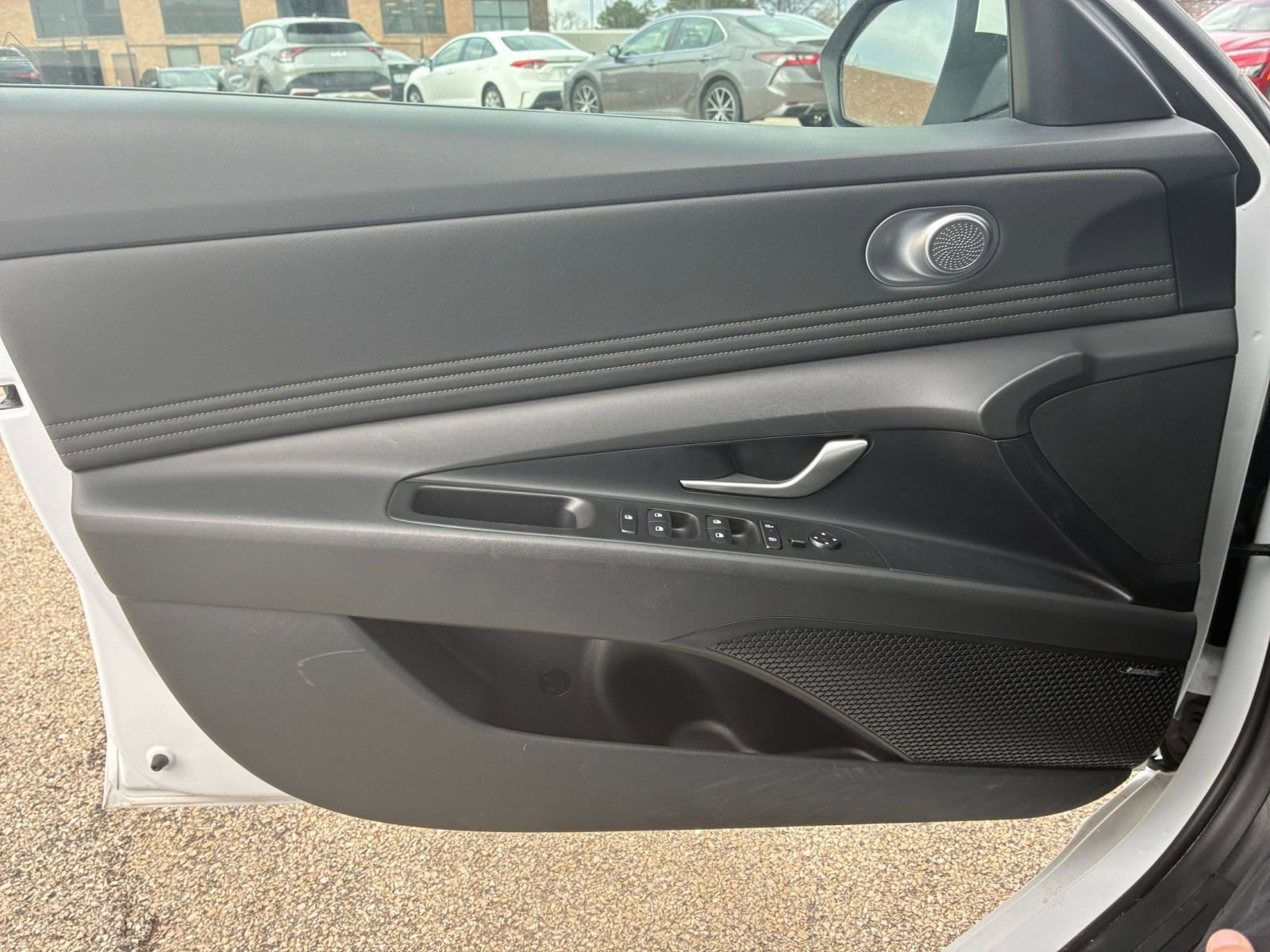 Thumbnail: 2025 Hyundai Elantra - 18