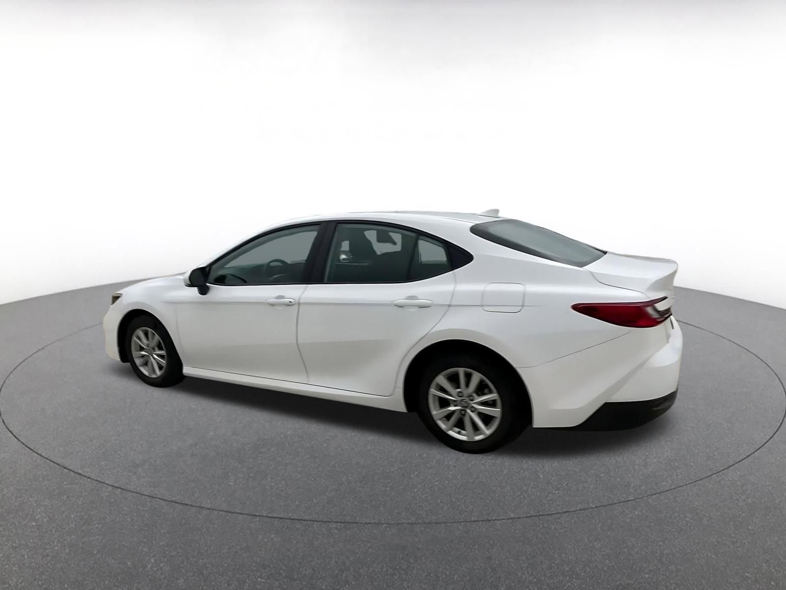 Thumbnail: 2025 Toyota Camry - 10