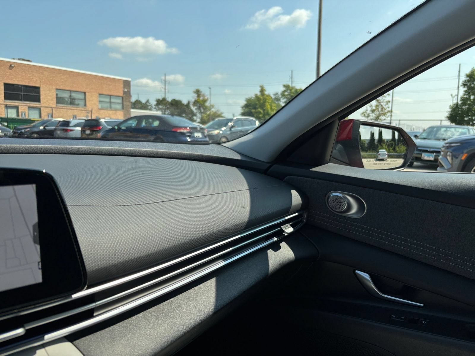Thumbnail: 2025 Hyundai Elantra - 35