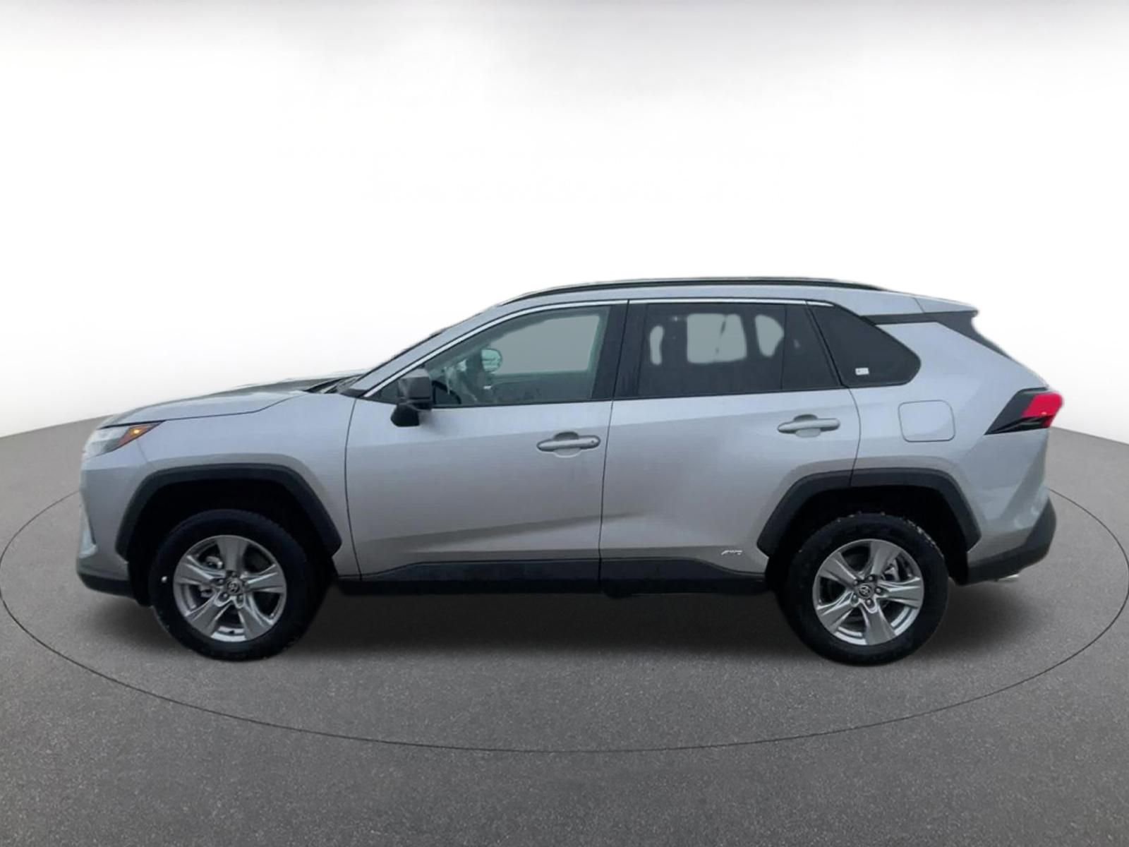 Thumbnail: 2025 Toyota RAV4 - 9