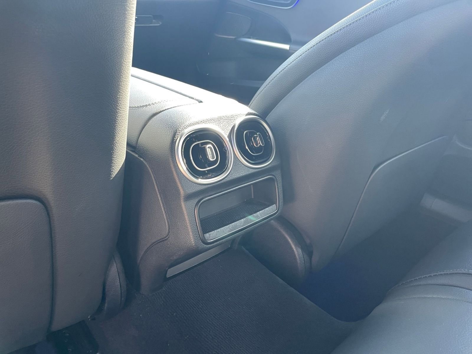 Thumbnail: 2024 Mercedes-Benz C-Class - 24