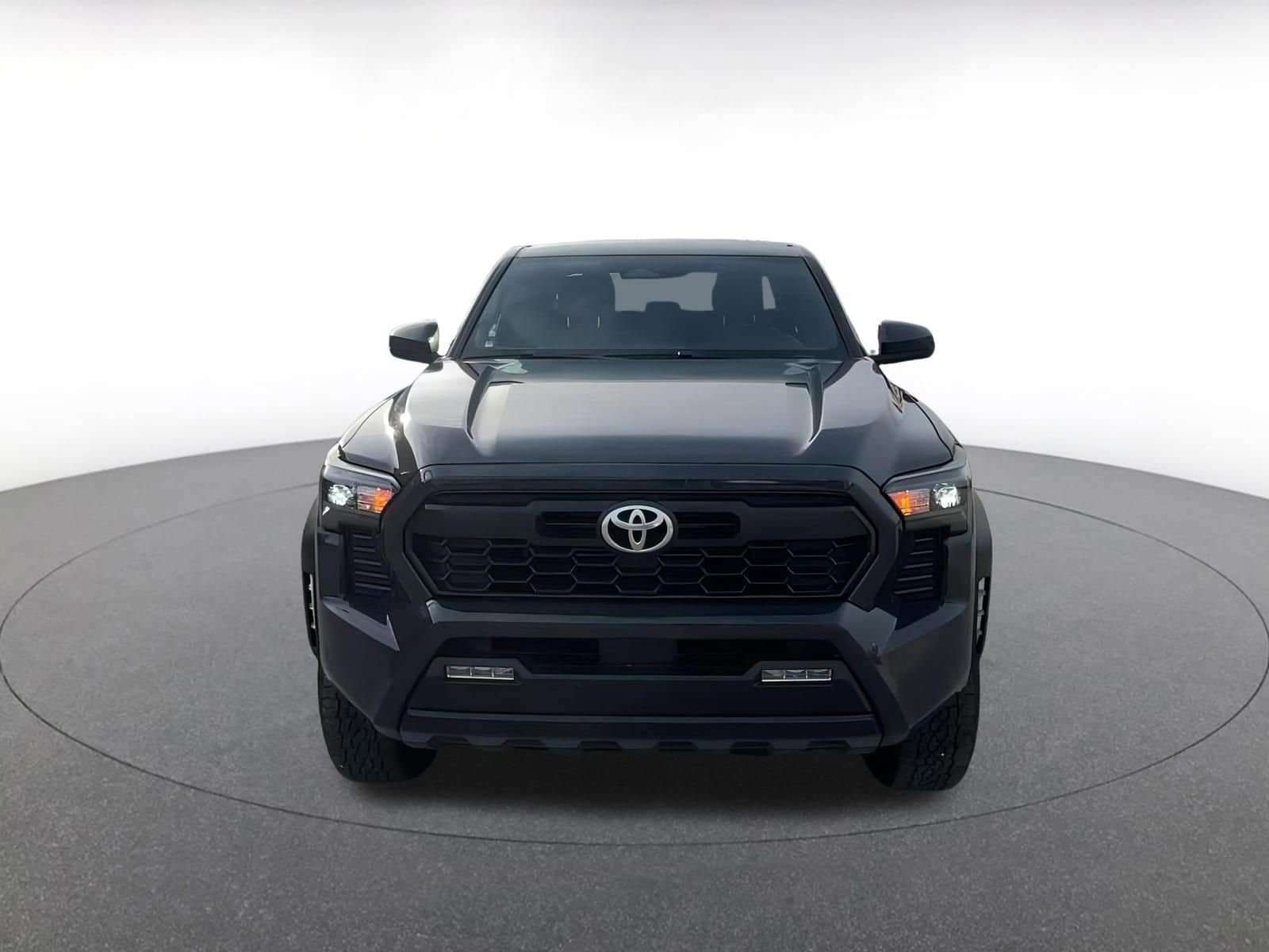 Thumbnail: 2025 Toyota Tacoma - 3
