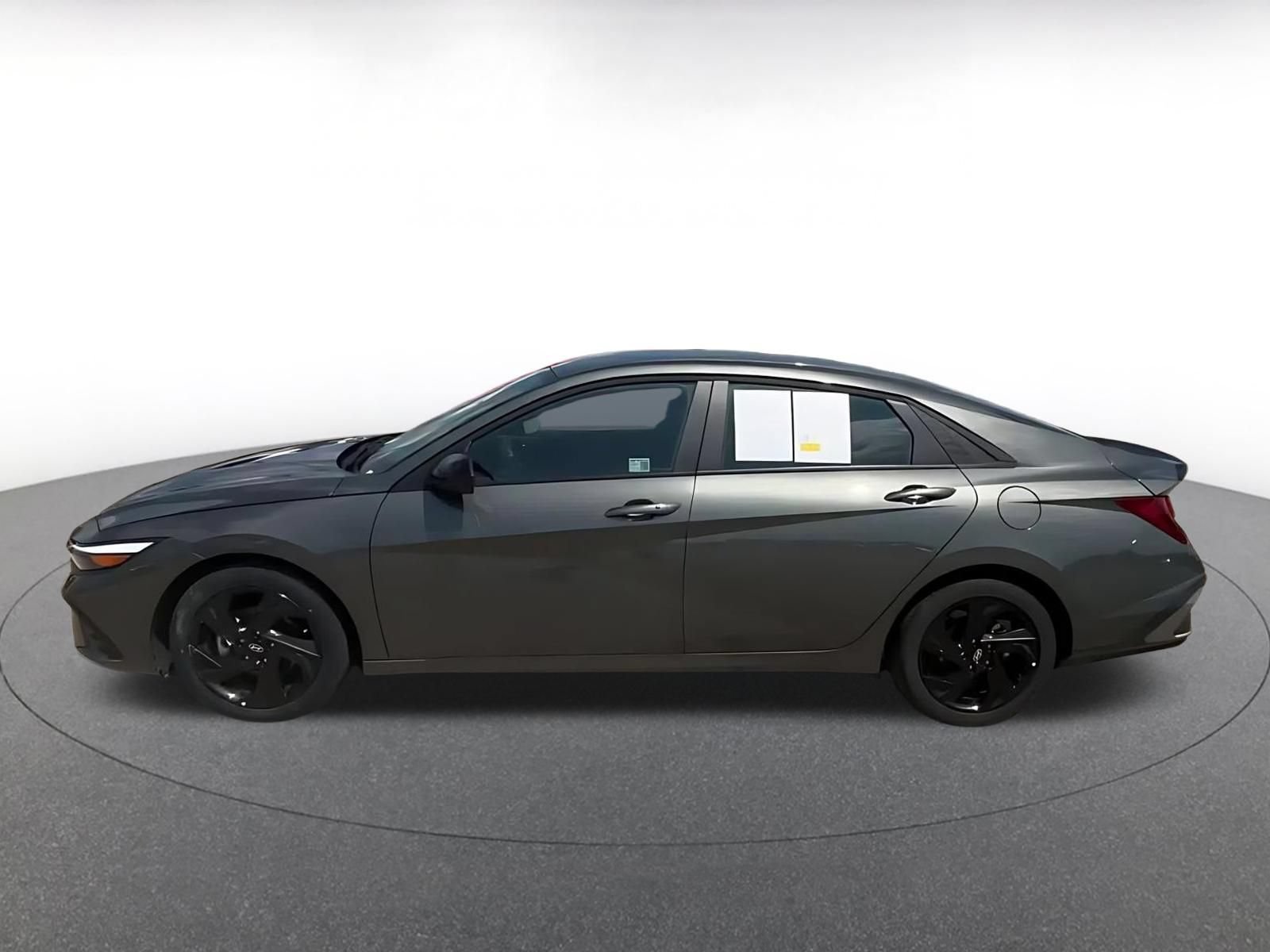 Thumbnail: 2026 Hyundai Elantra - 8