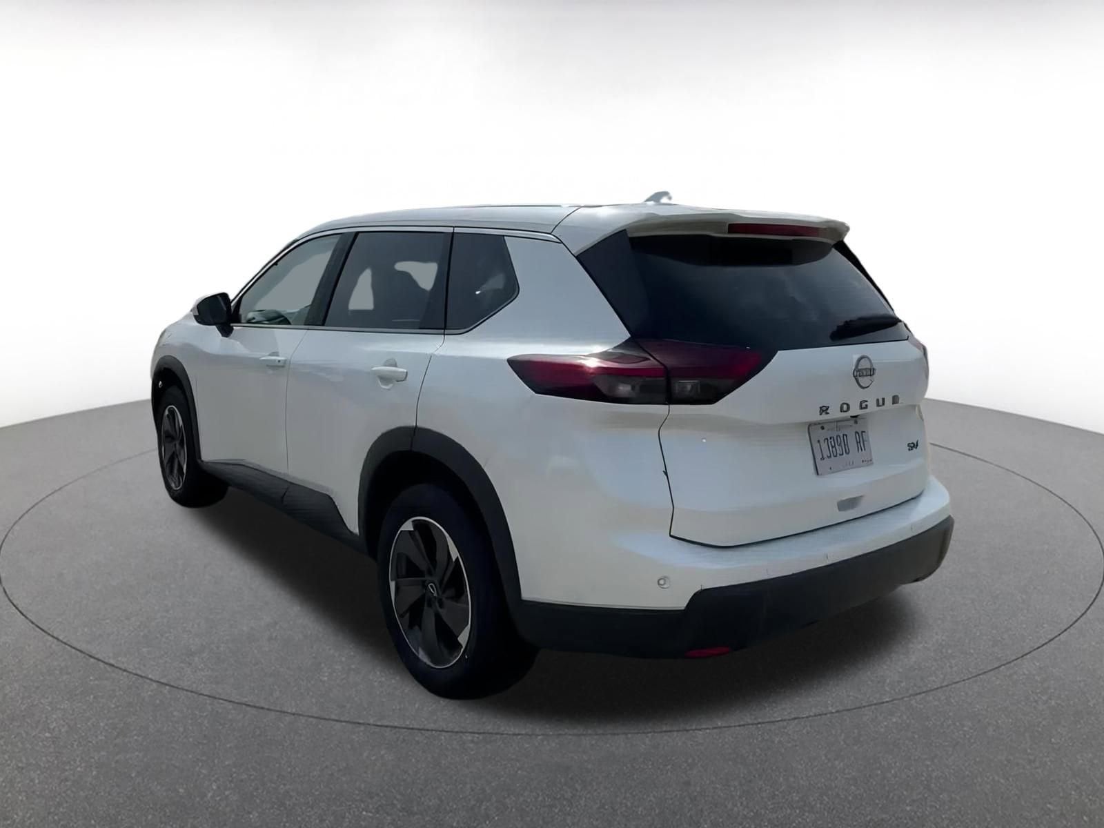 Thumbnail: 2024 Nissan Rogue - 11