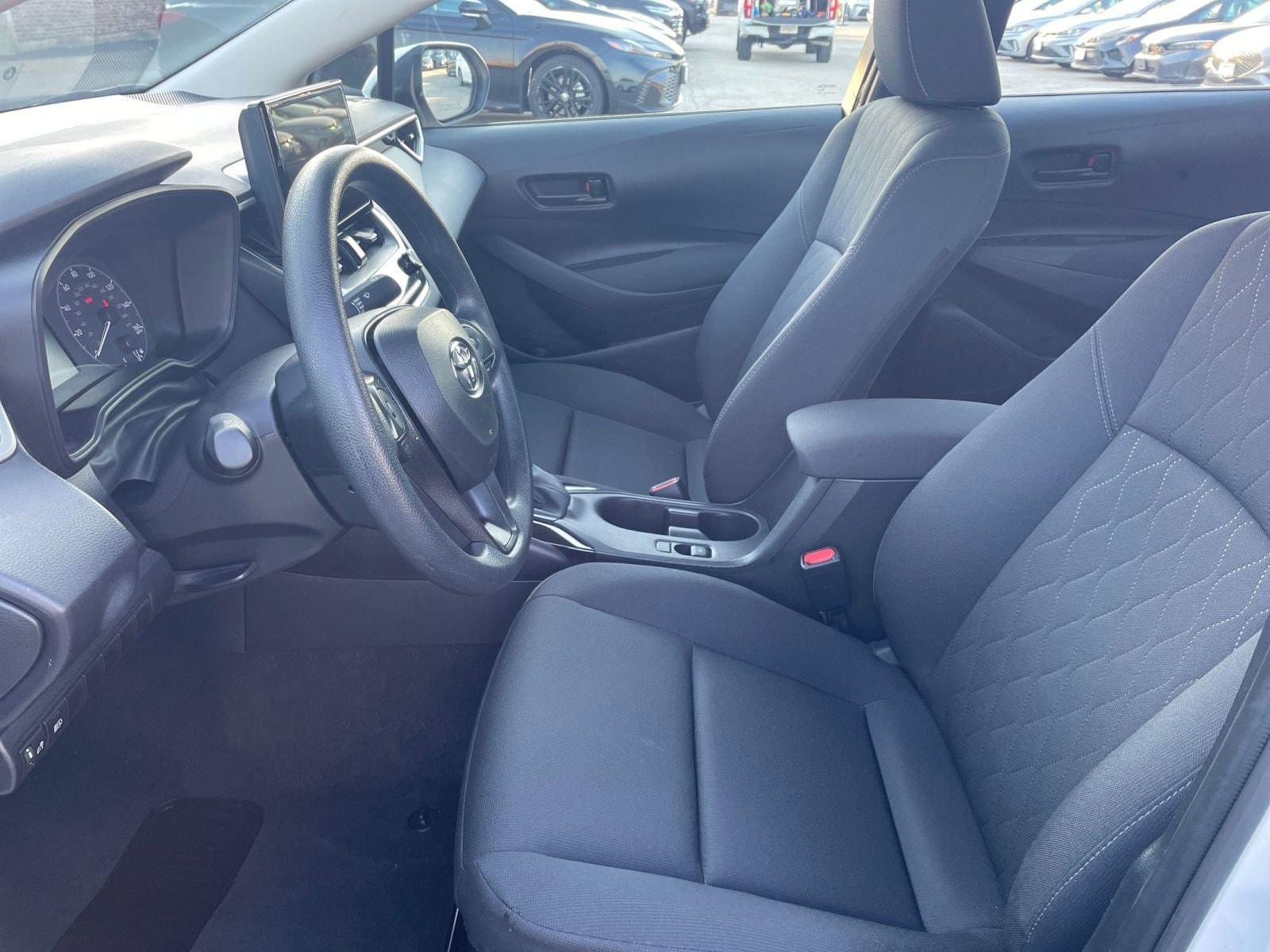 Thumbnail: 2025 Toyota Corolla - 25