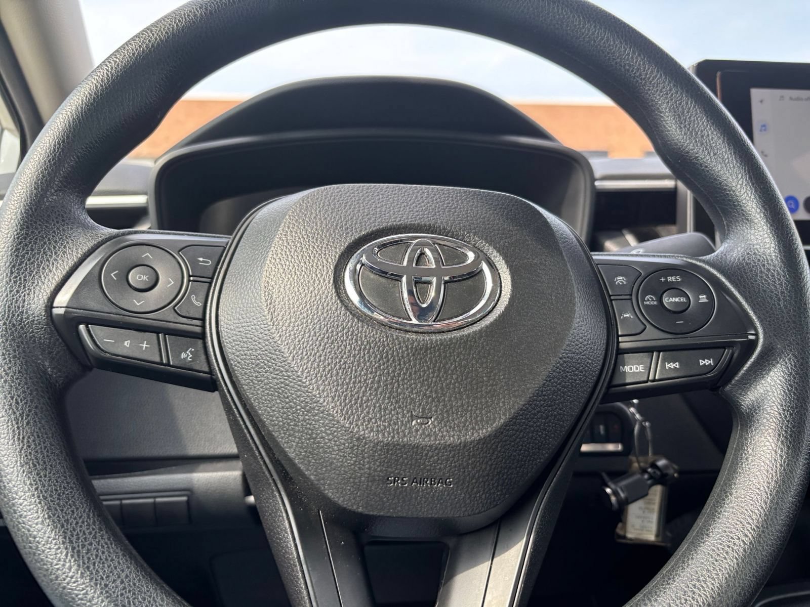 Thumbnail: 2025 Toyota Corolla - 25