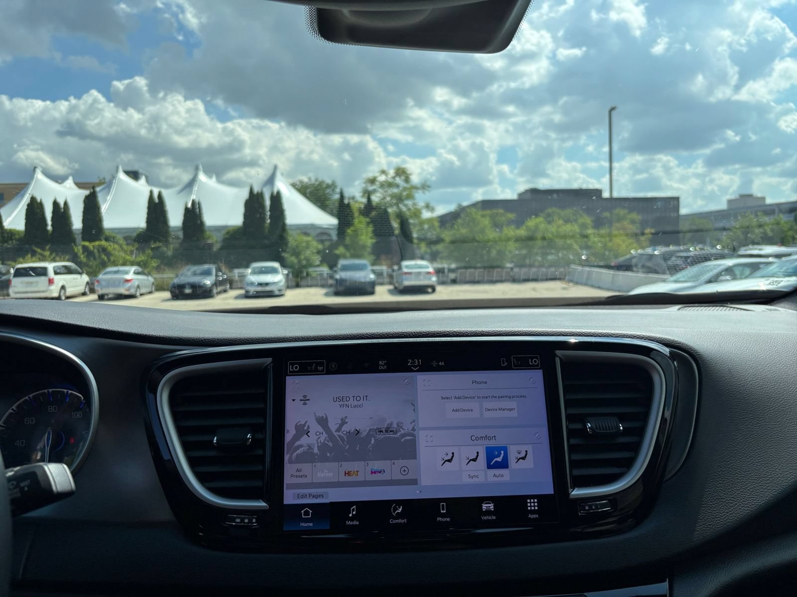 Thumbnail: 2025 Chrysler Pacifica - 14