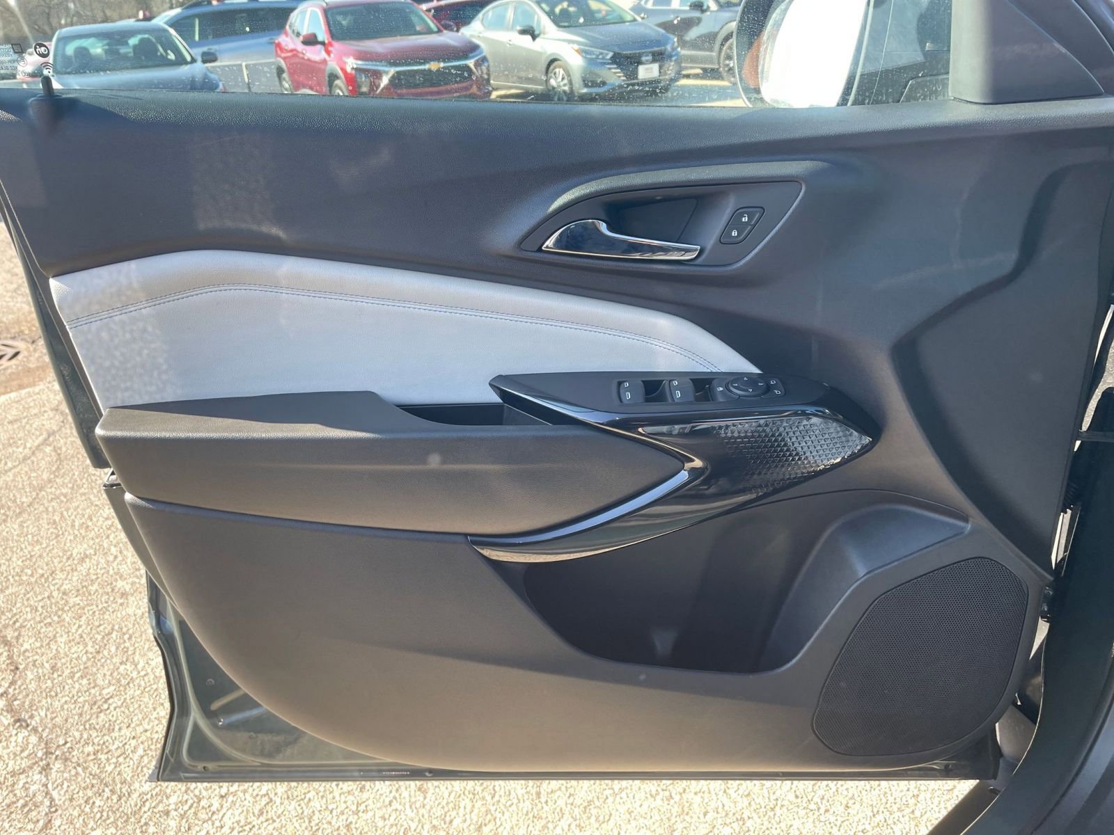 Thumbnail: 2025 Chevrolet Trax - 18