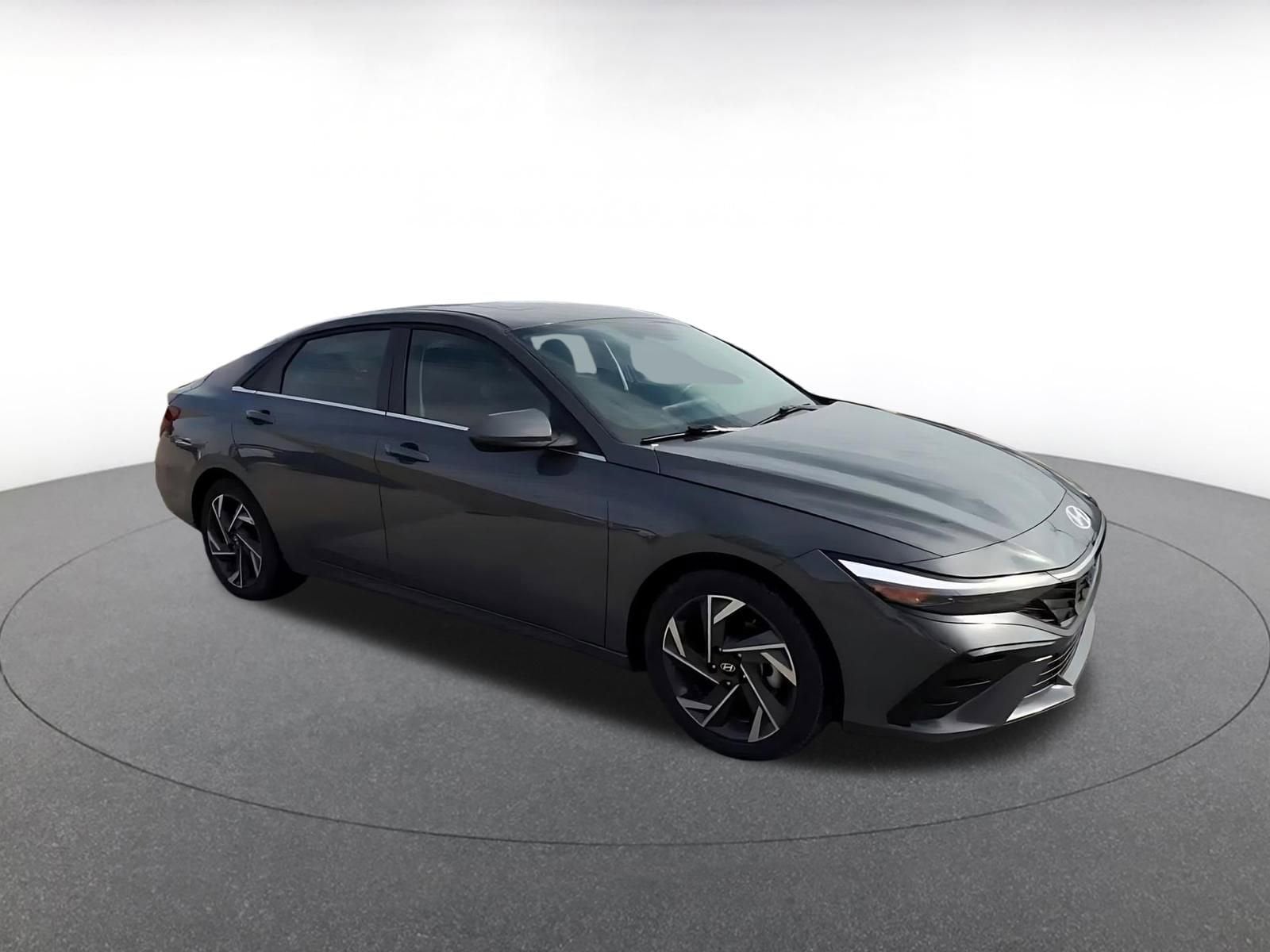 Thumbnail: 2025 Hyundai Elantra - 2