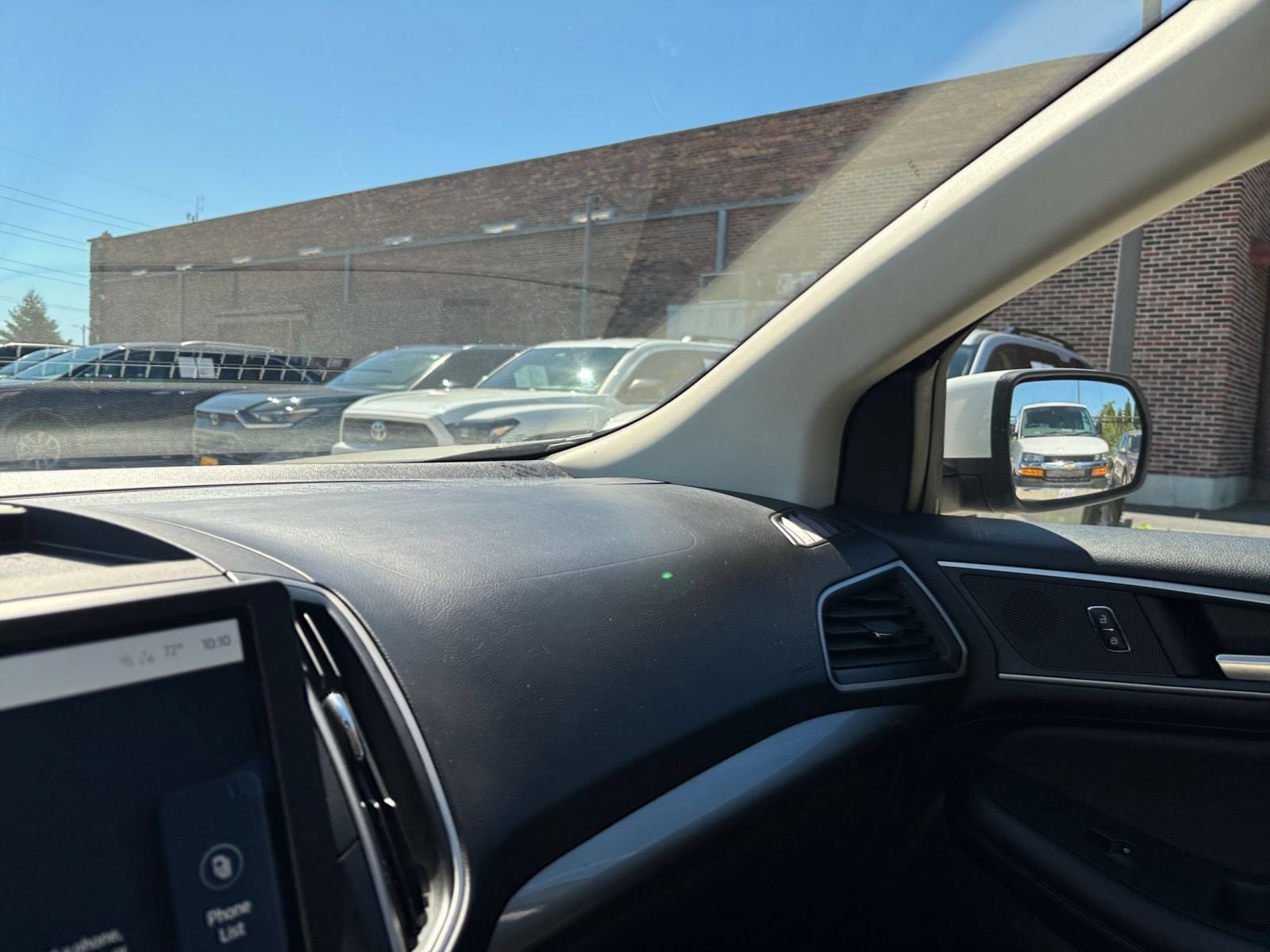 Thumbnail: 2023 Ford Edge - 34