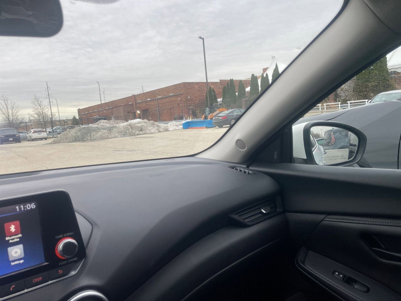 Thumbnail: 2025 Nissan Sentra - 35