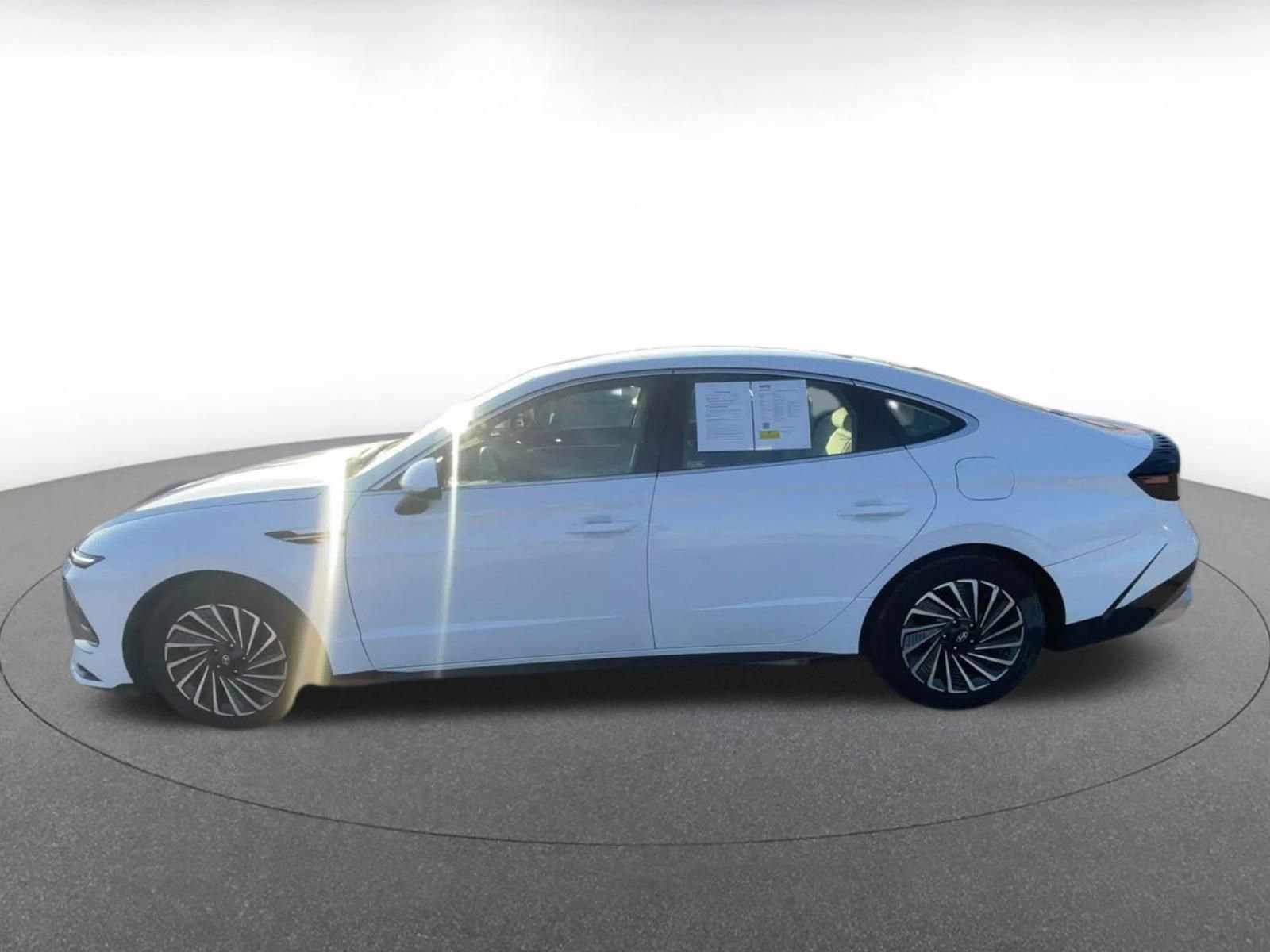 Thumbnail: 2025 Hyundai Sonata - 9