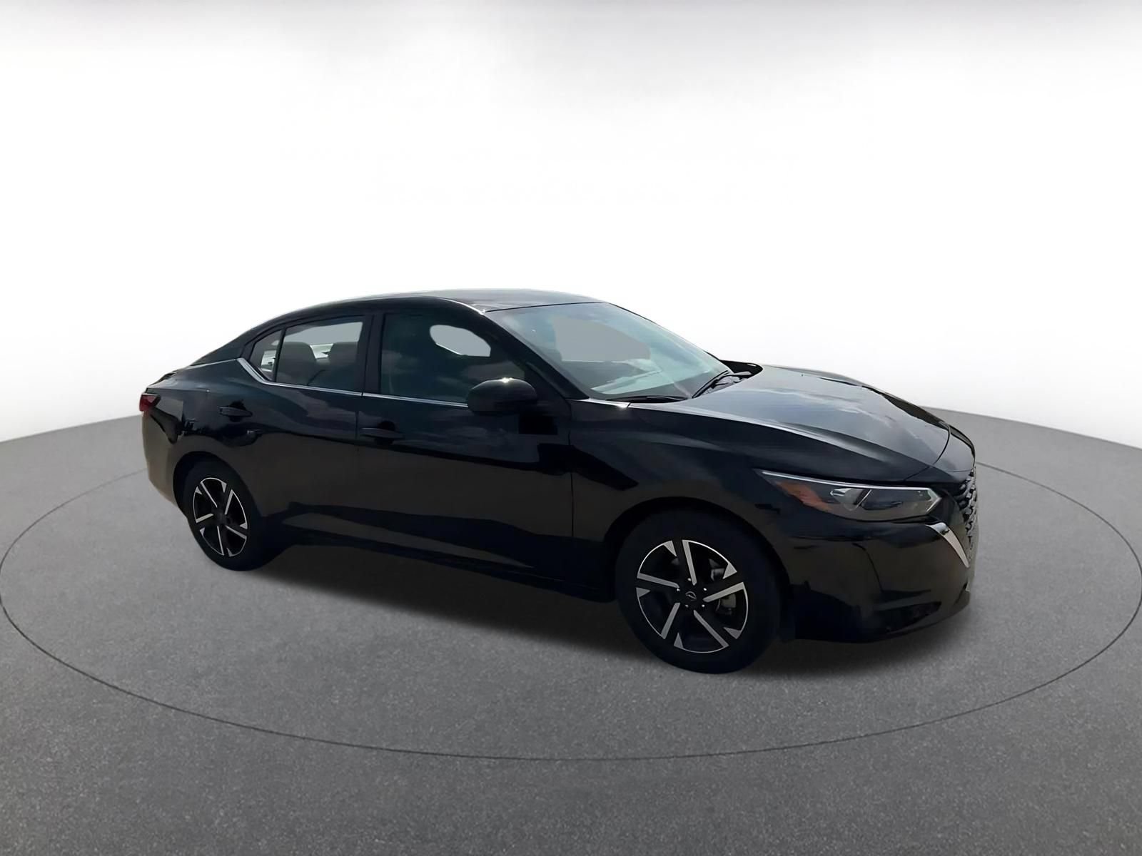 Thumbnail: 2025 Nissan Sentra - 2