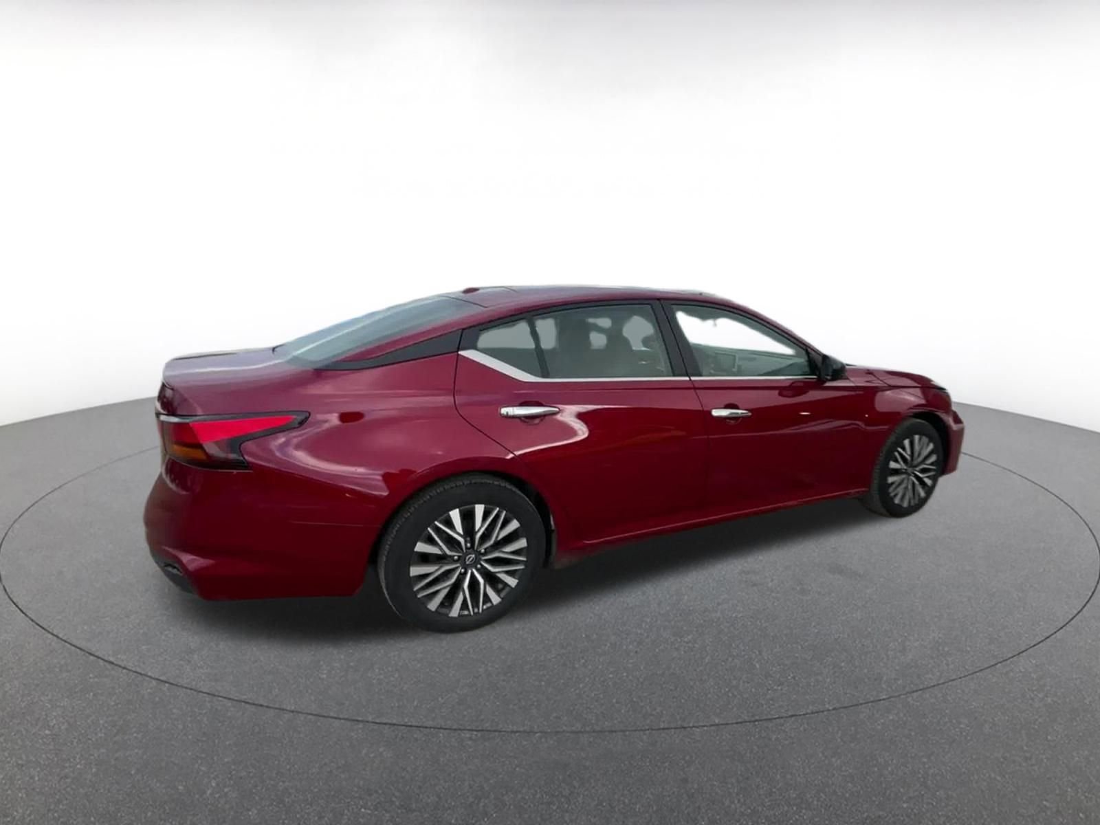 Thumbnail: 2025 Nissan Altima - 15