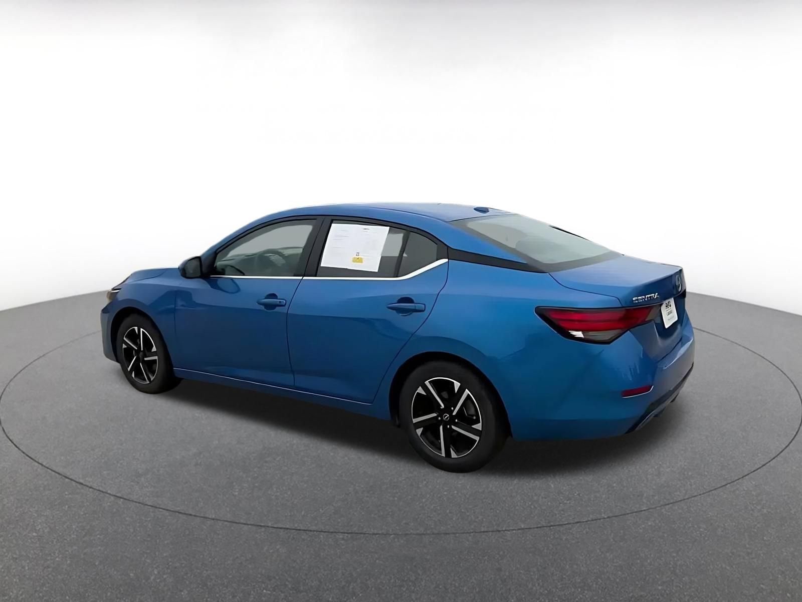Thumbnail: 2025 Nissan Sentra - 9