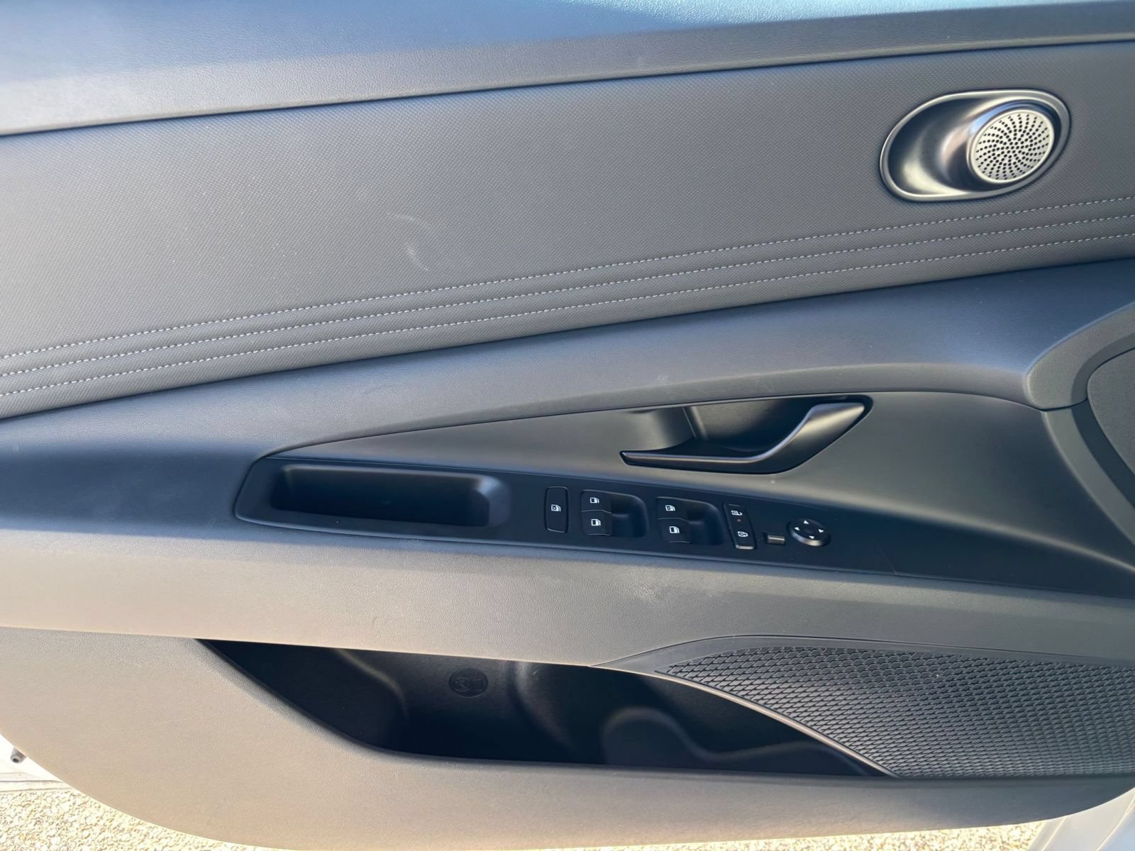 Thumbnail: 2026 Hyundai Elantra - 18