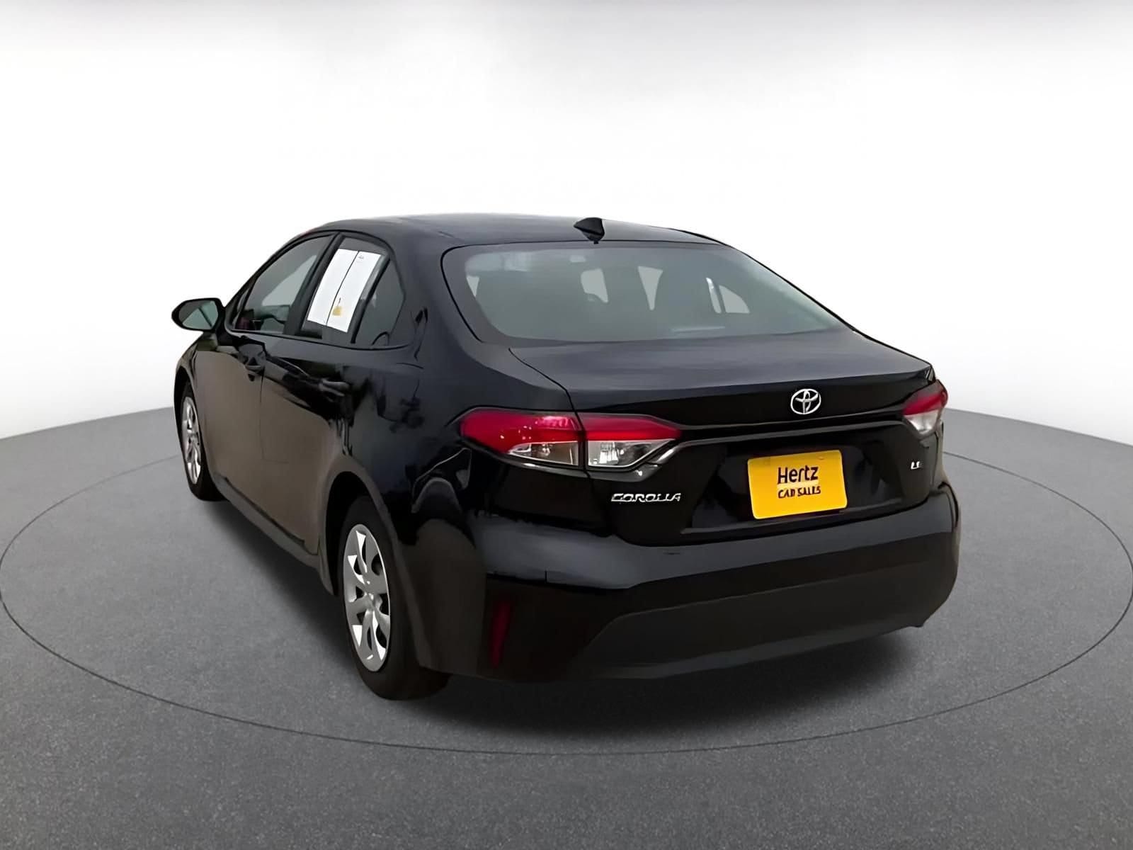 Thumbnail: 2025 Toyota Corolla - 10