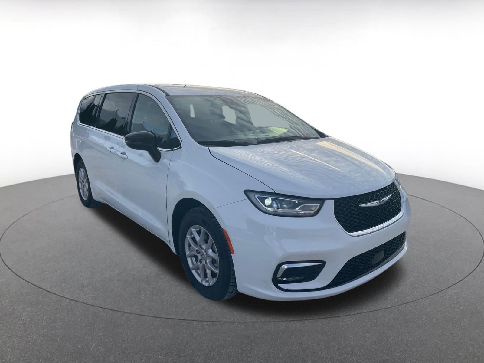 Thumbnail: 2025 Chrysler Pacifica - 1