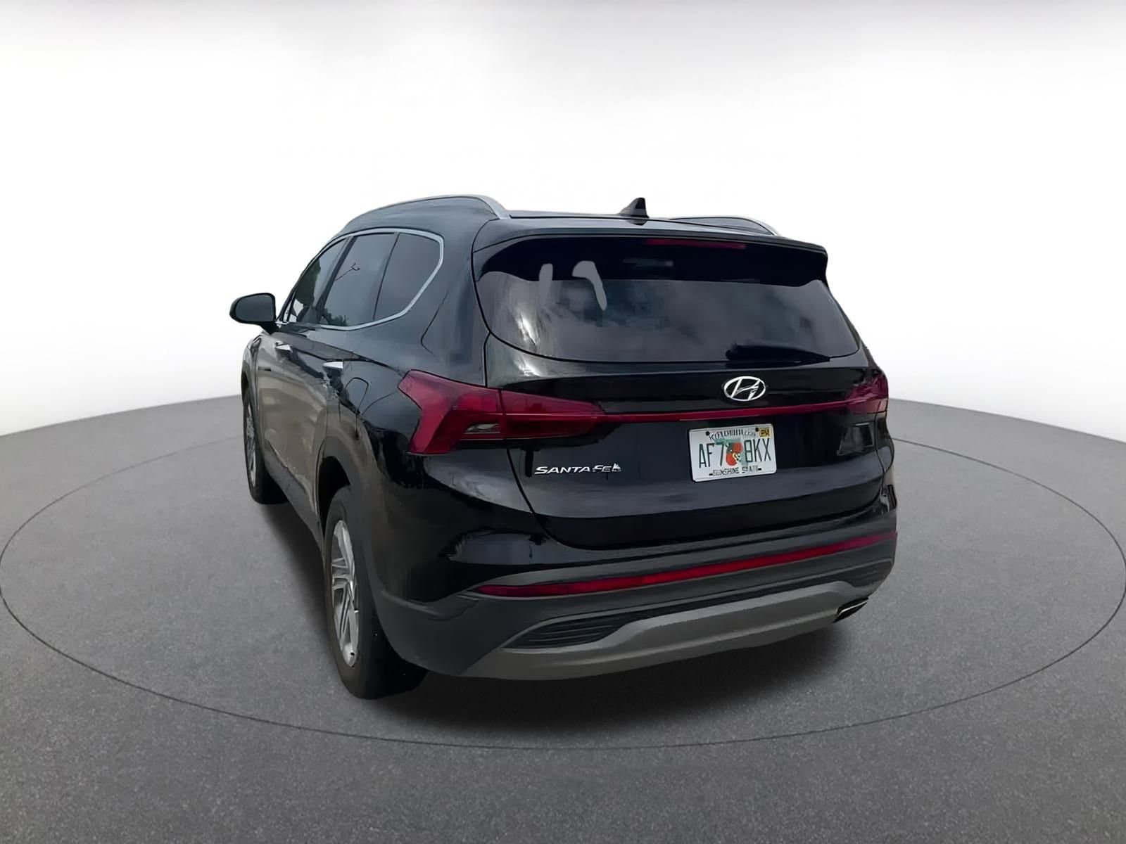 Thumbnail: 2023 Hyundai Santa Fe - 11