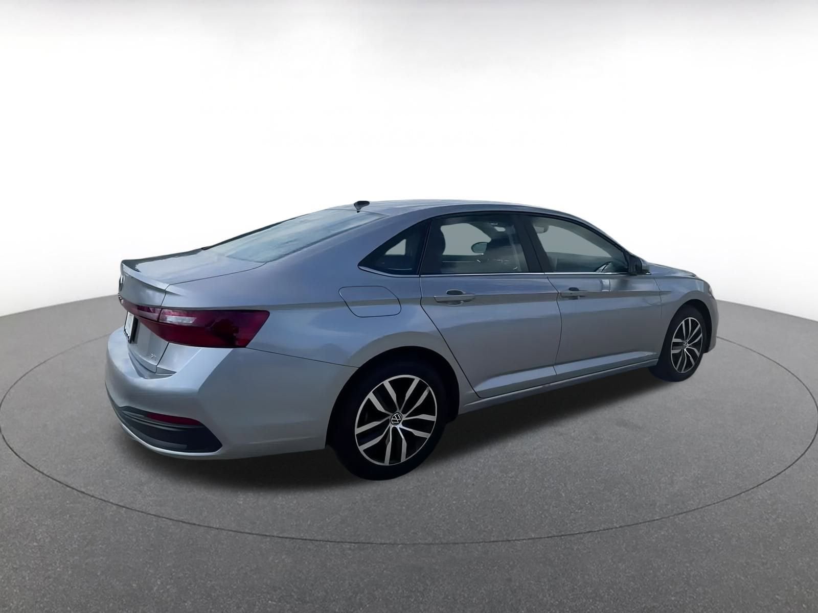 Thumbnail: 2025 Volkswagen Jetta - 15