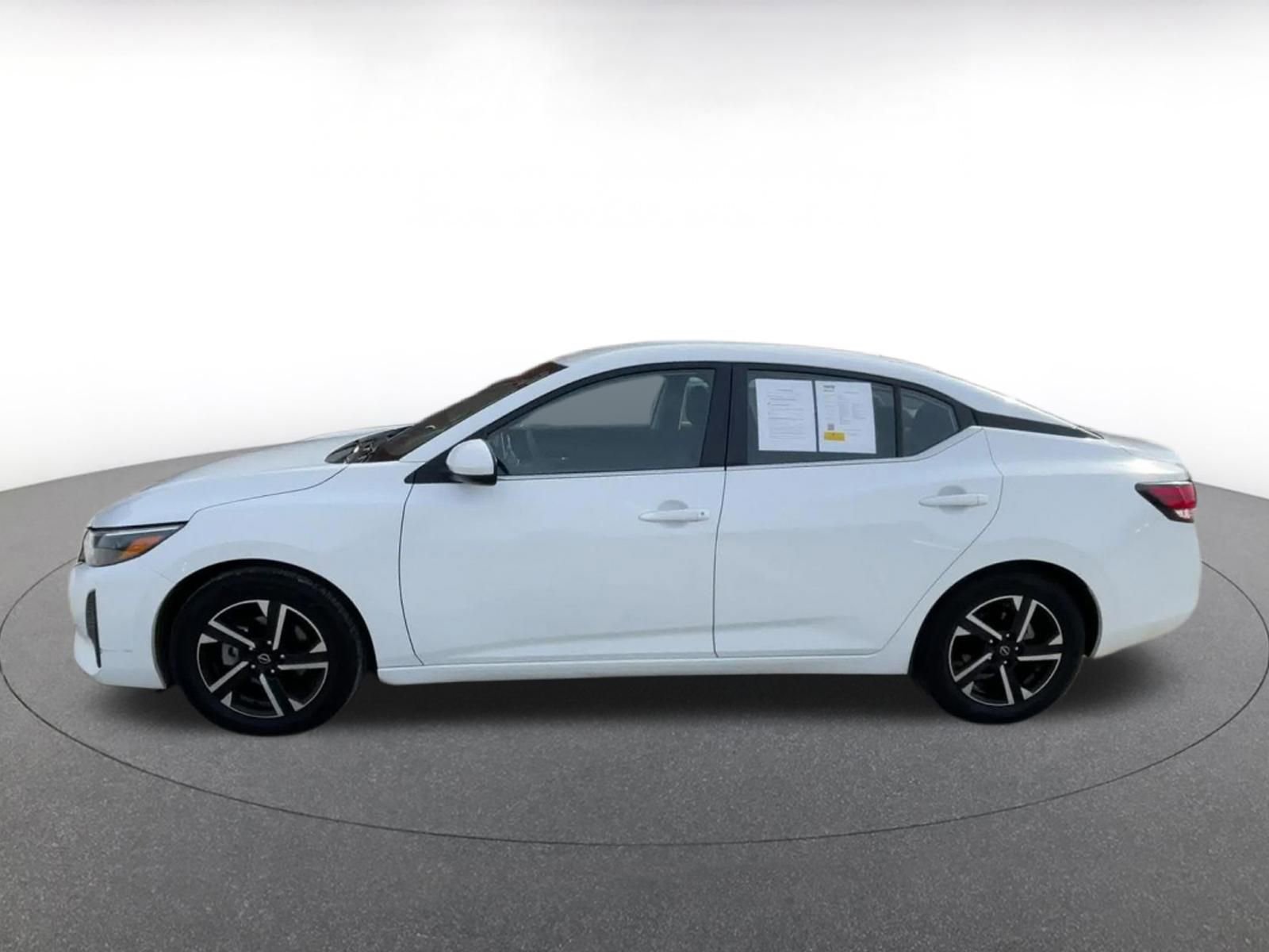 Thumbnail: 2025 Nissan Sentra - 9