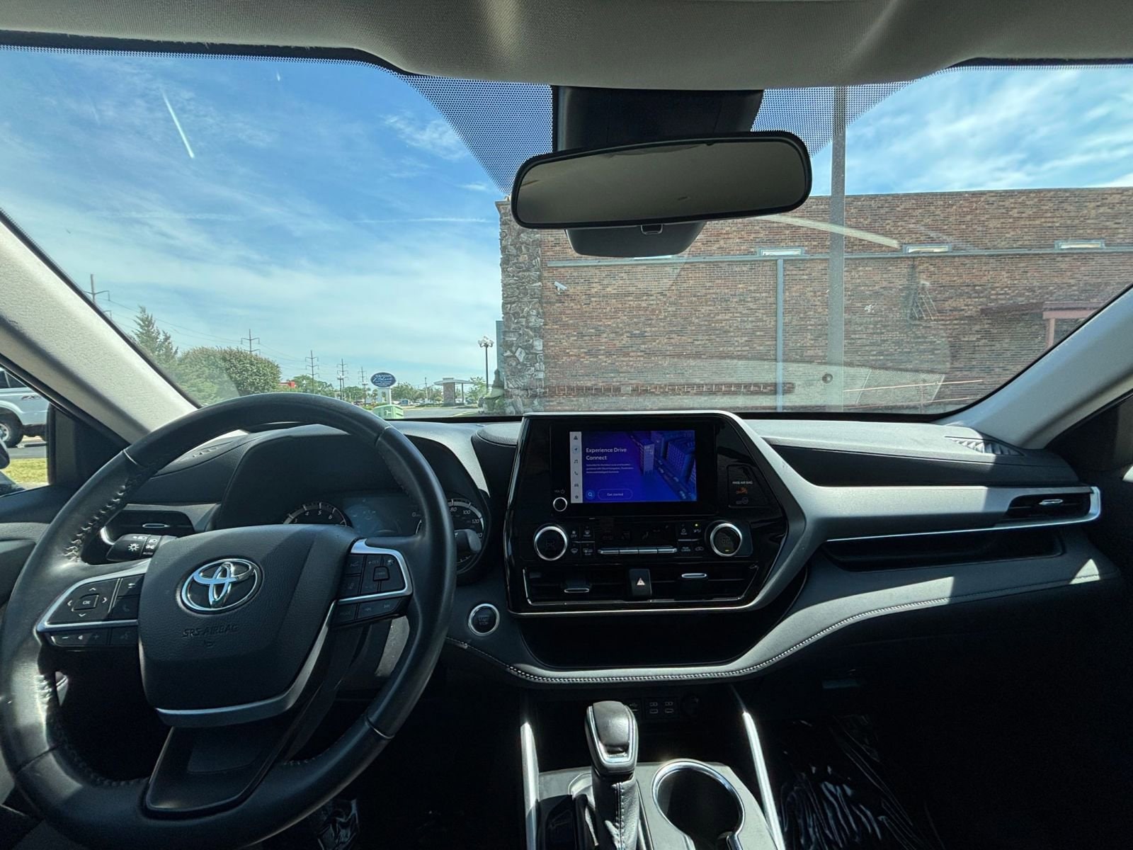 Thumbnail: 2025 Toyota Highlander - 35