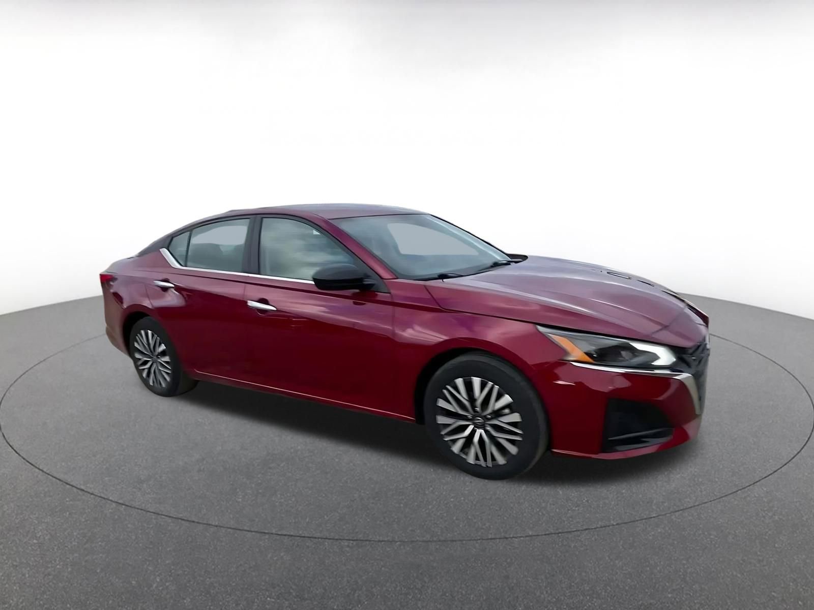 Thumbnail: 2025 Nissan Altima - 2