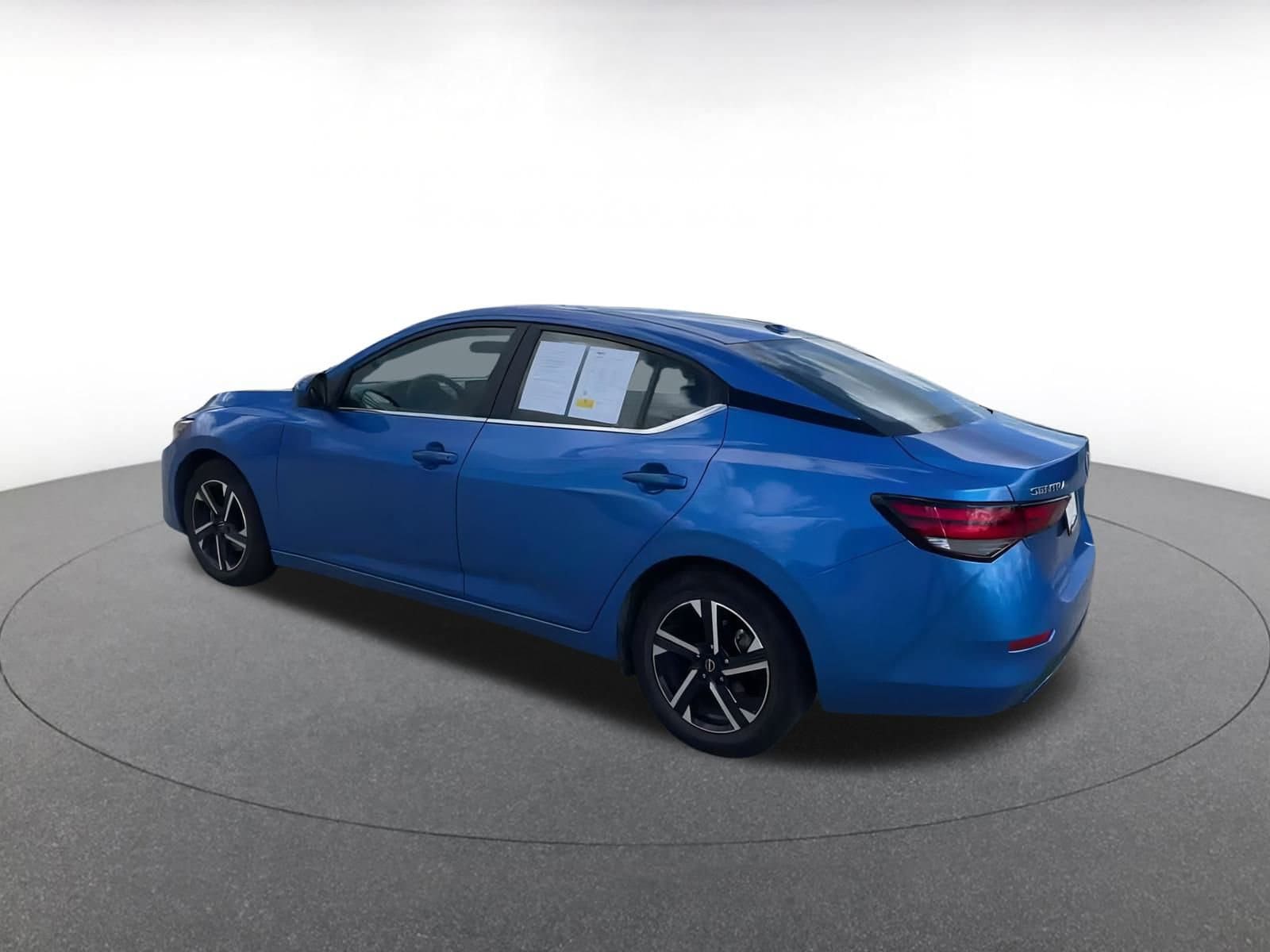 Thumbnail: 2024 Nissan Sentra - 10